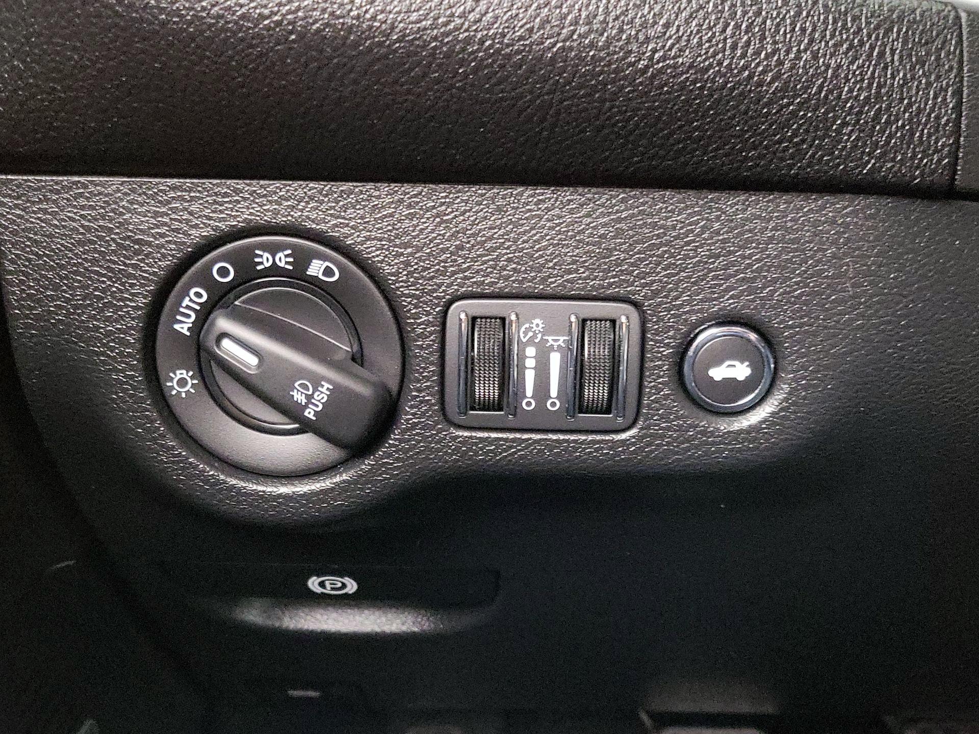 Thumbnail: 2021 Dodge Challenger - 13