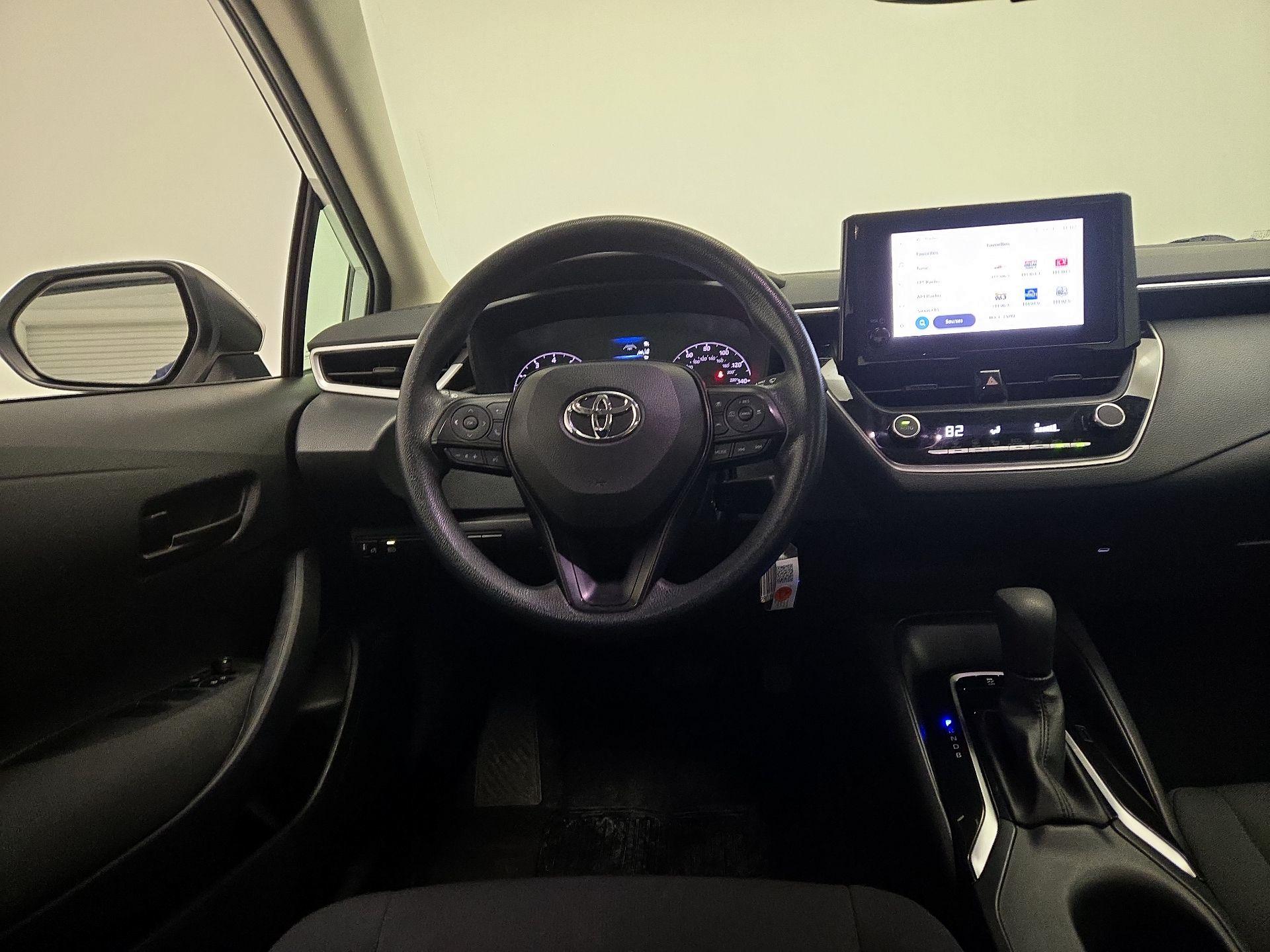 Thumbnail: 2023 Toyota Corolla - 10