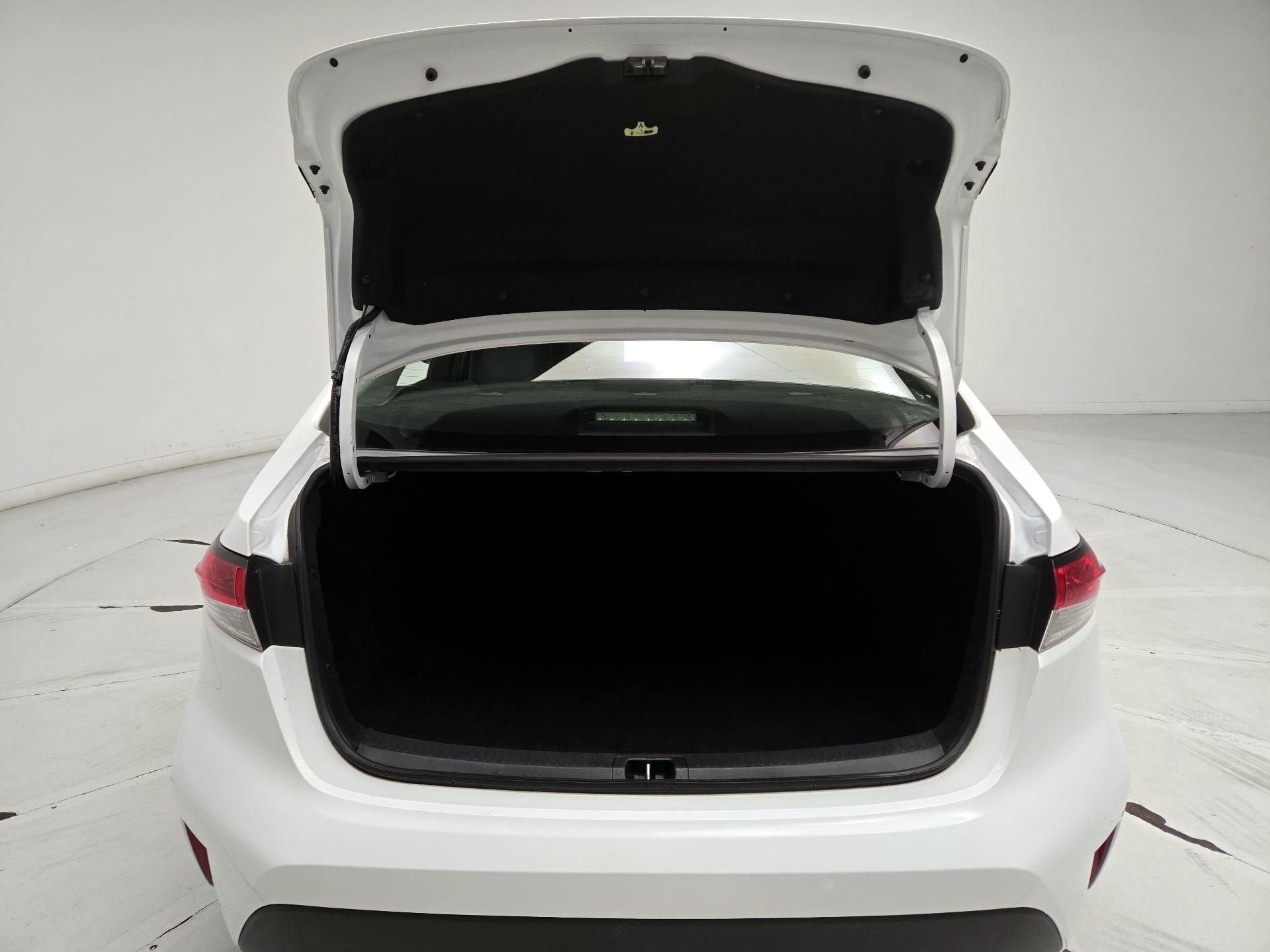 Thumbnail: 2023 Toyota Corolla - 19