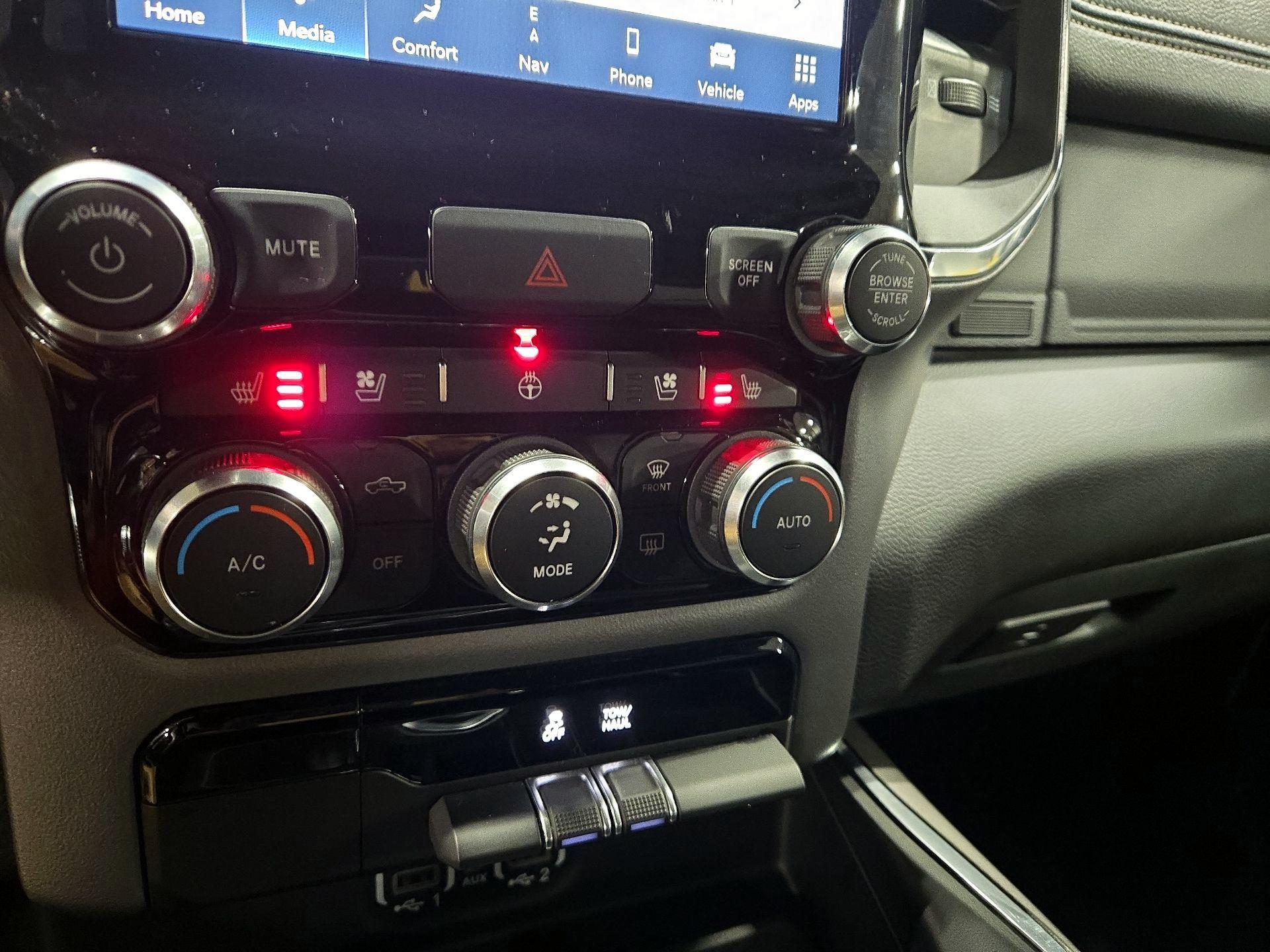 Thumbnail: 2024 RAM 1500 - 17