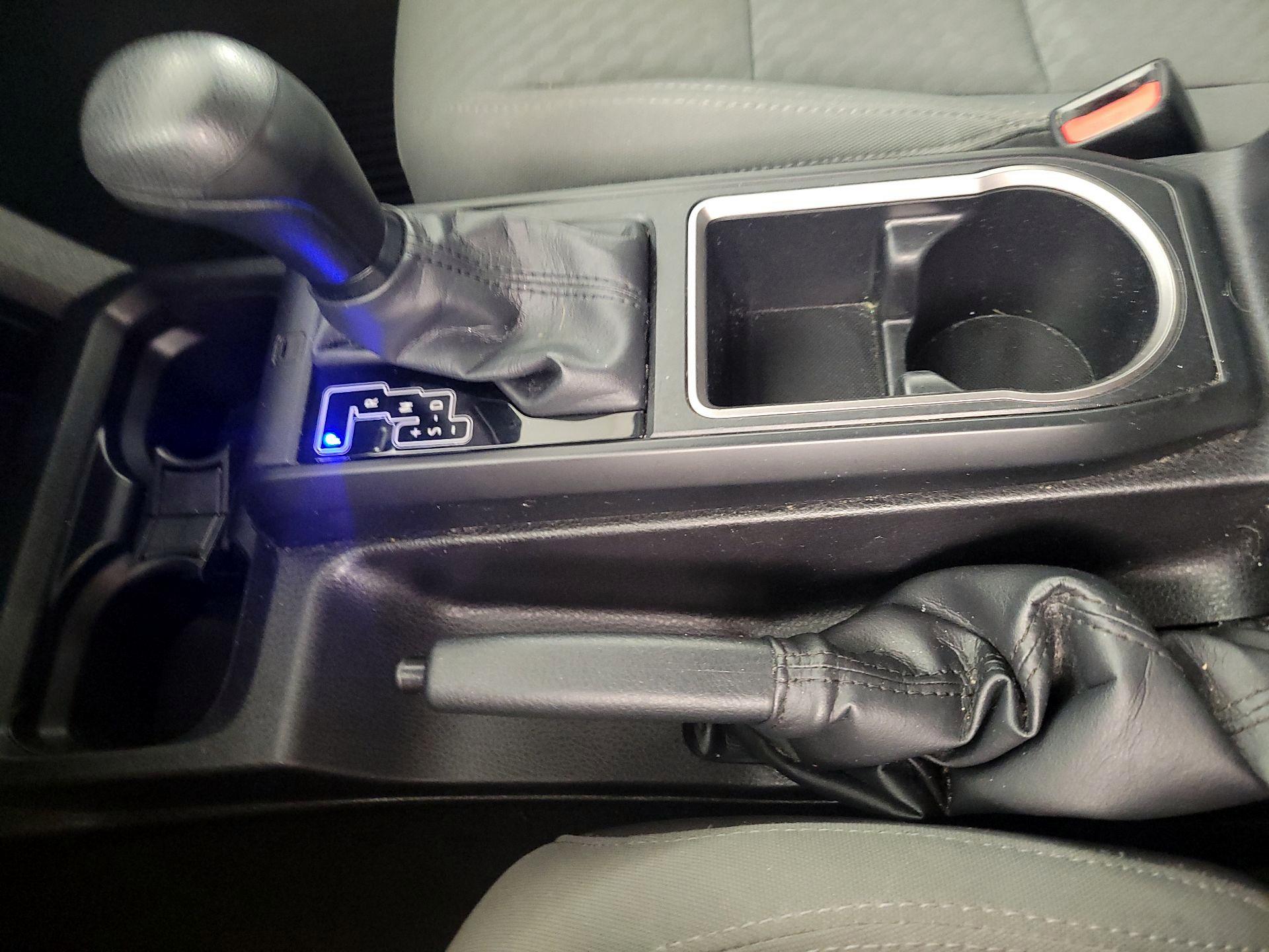 Thumbnail: 2022 Toyota Tacoma - 17