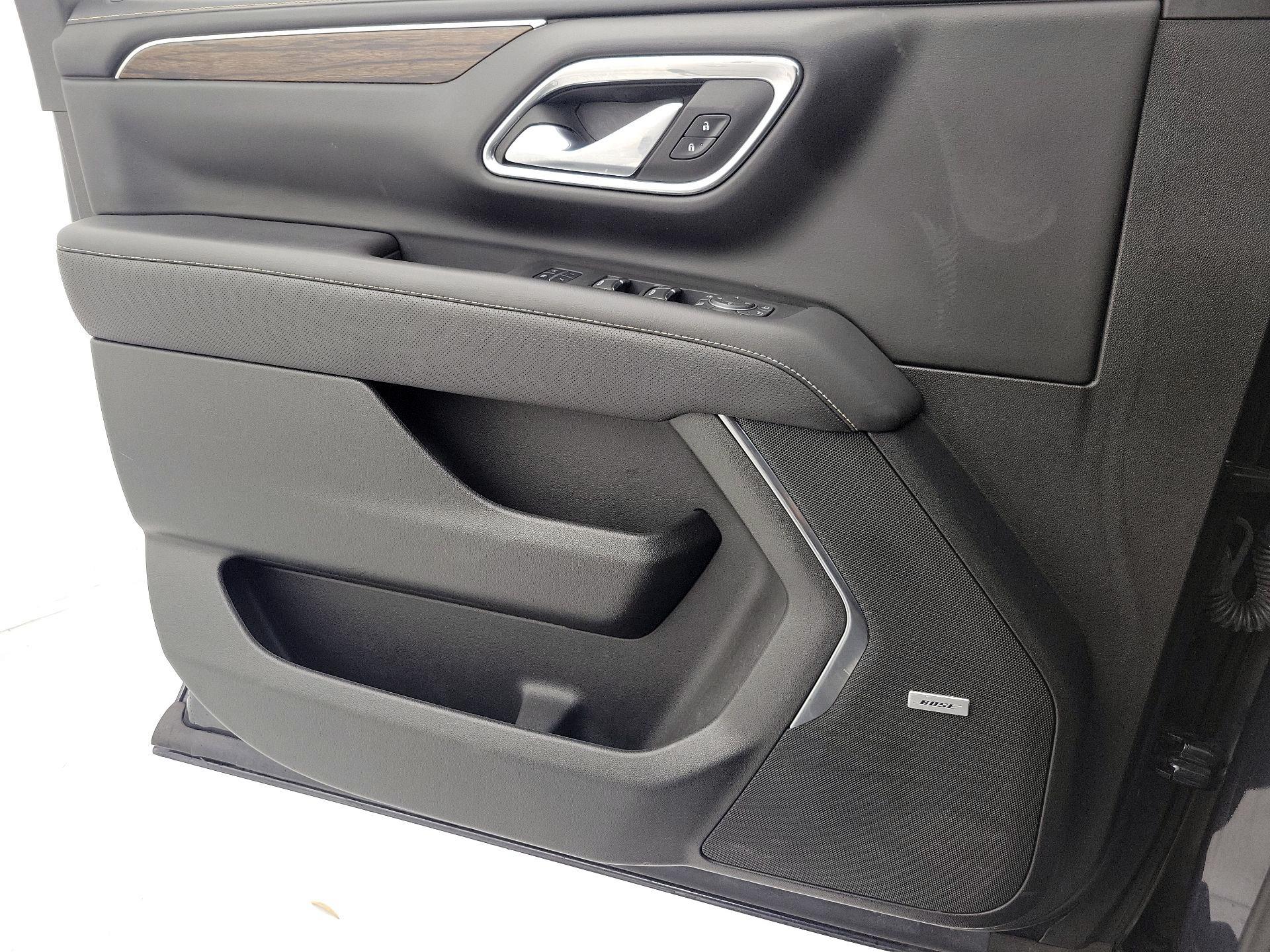 Thumbnail: 2023 Chevrolet Suburban - 12