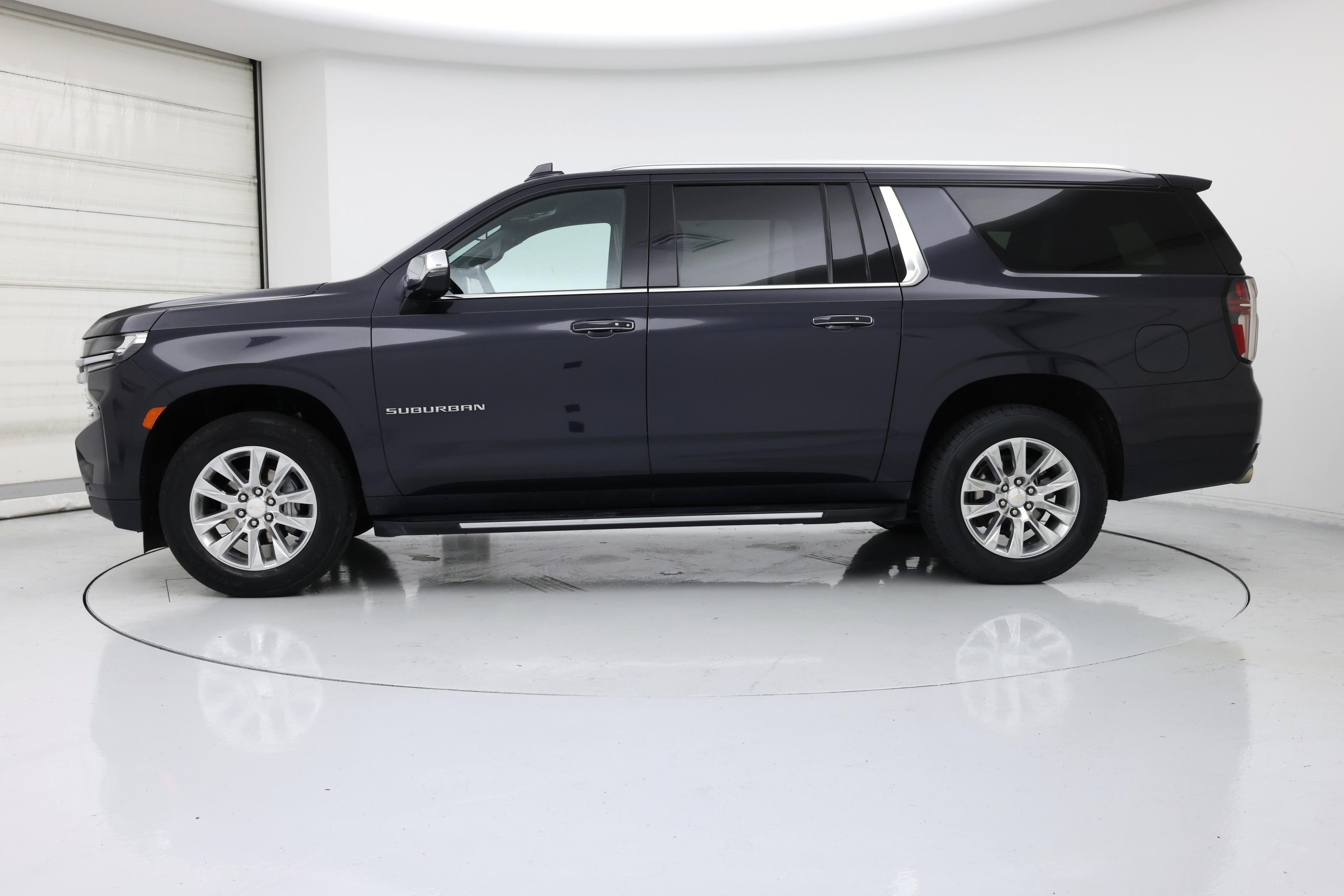 Thumbnail: 2023 Chevrolet Suburban - 3