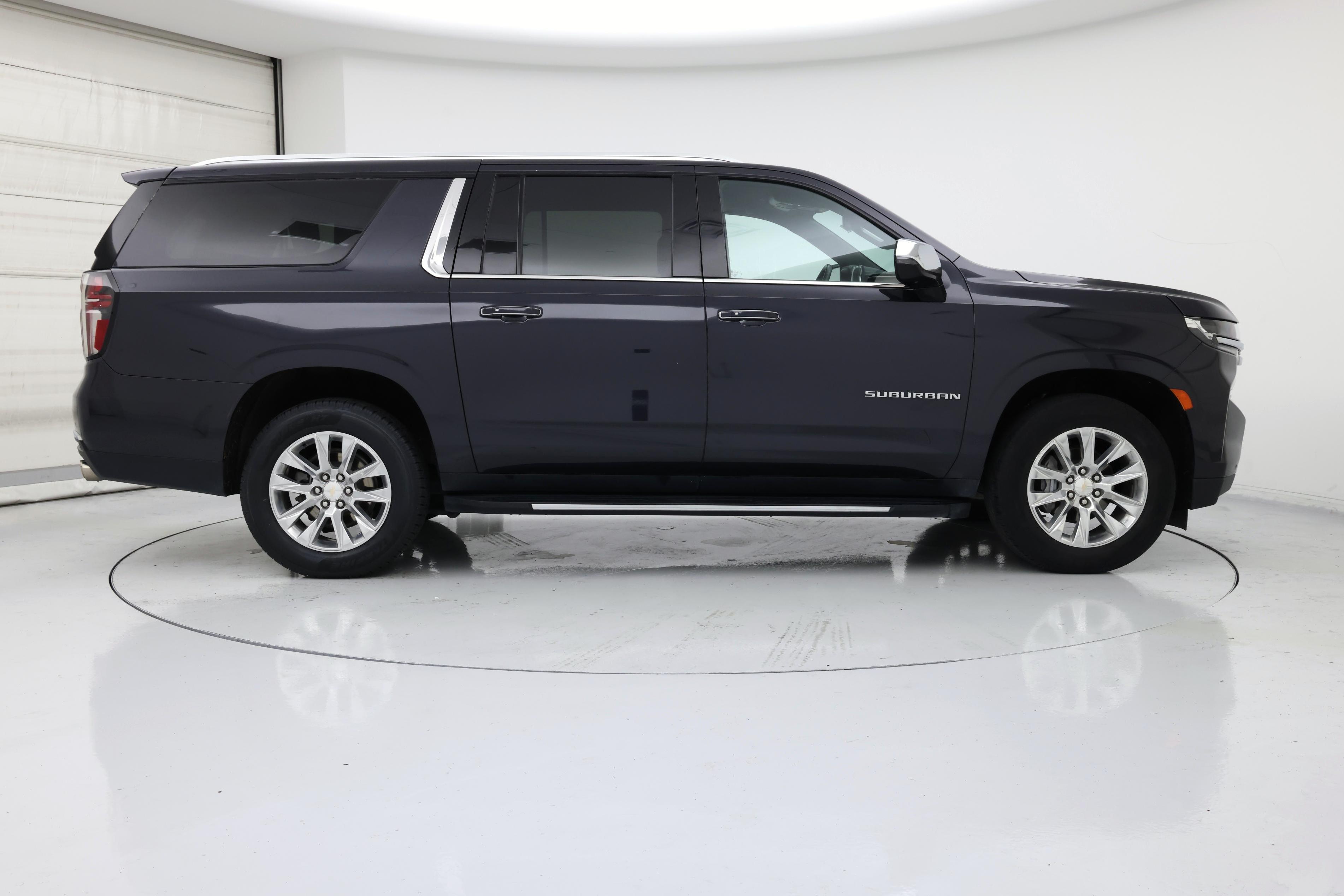 Thumbnail: 2023 Chevrolet Suburban - 7