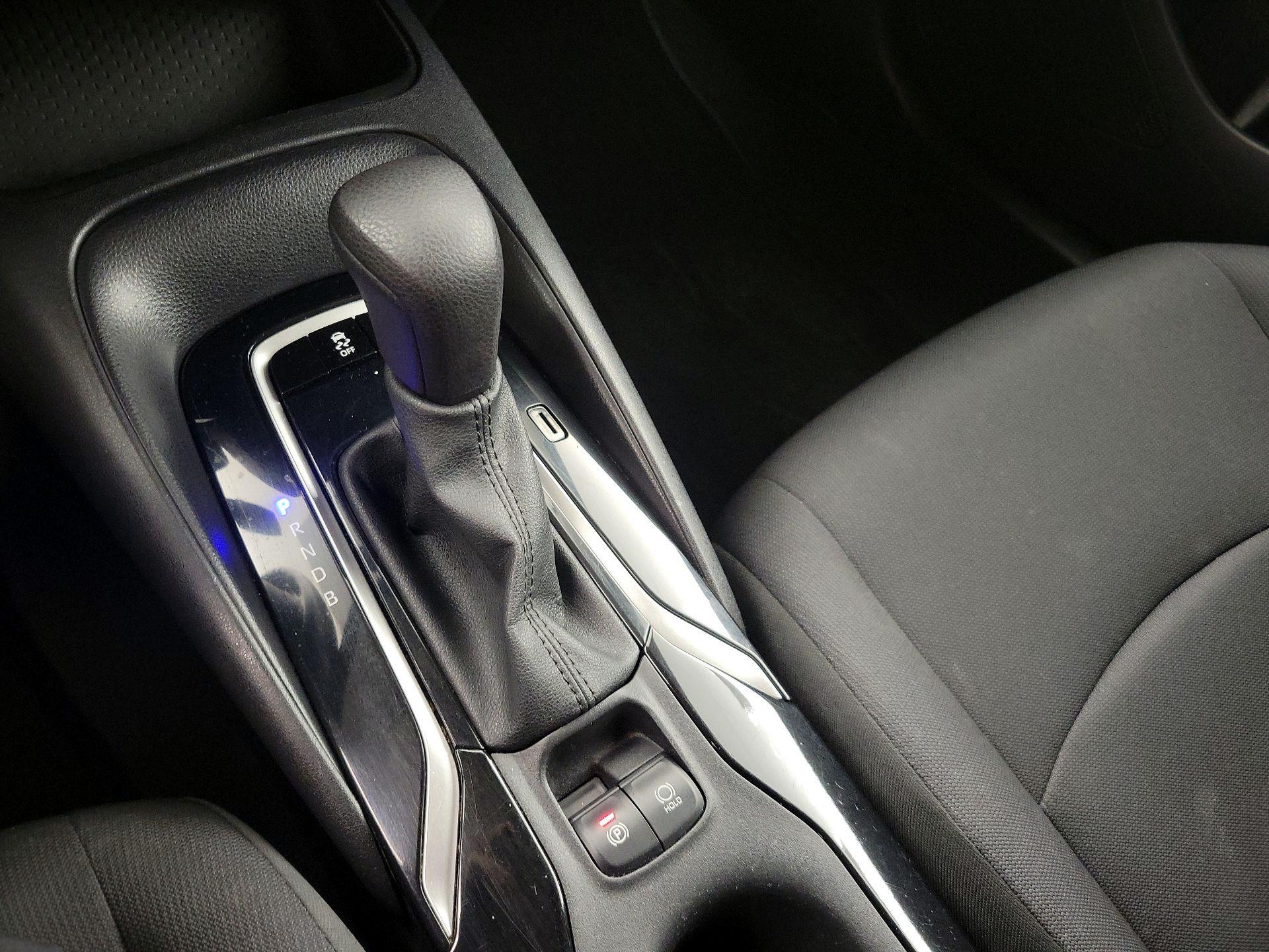 Thumbnail: 2022 Toyota Corolla - 17