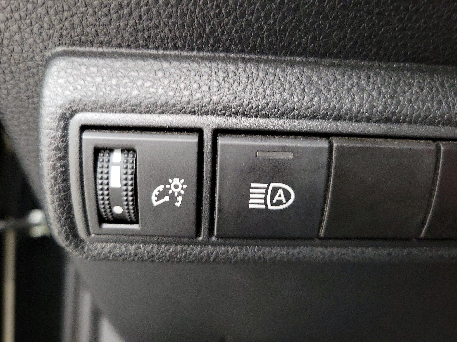 Thumbnail: 2023 Toyota Corolla - 13