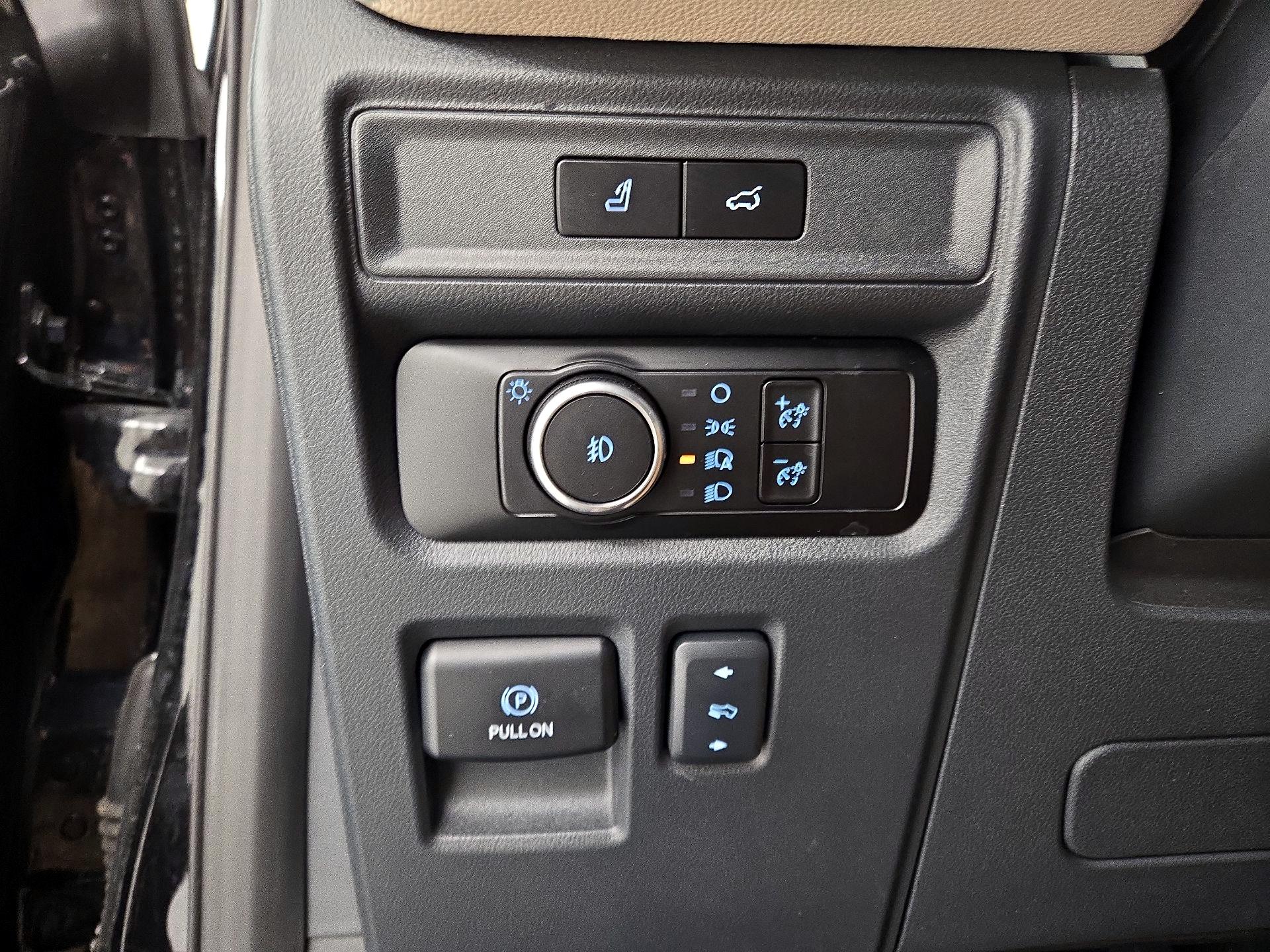 Thumbnail: 2023 Ford Expedition - 13