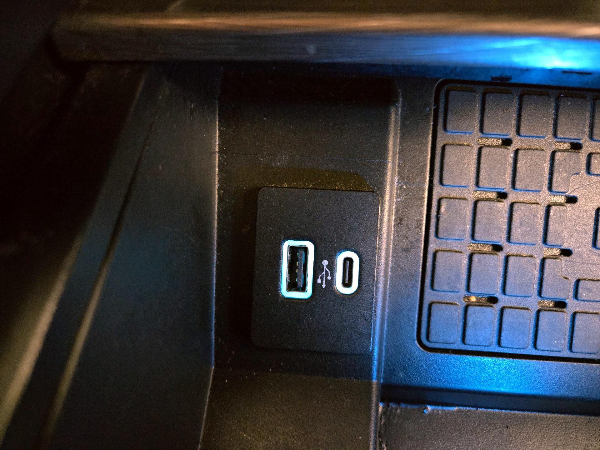 Thumbnail: 2023 Ford Expedition - 19