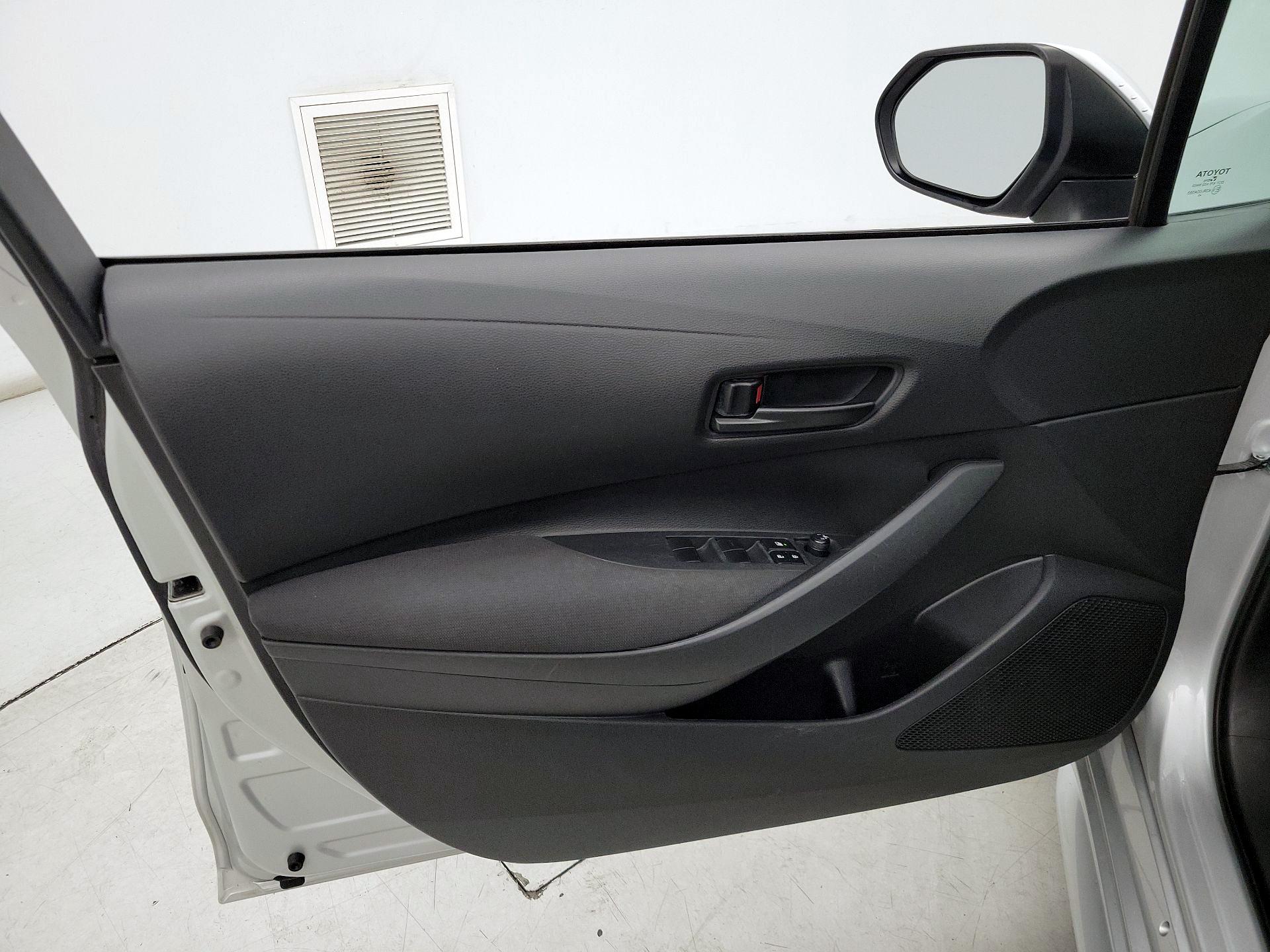 Thumbnail: 2023 Toyota Corolla - 12