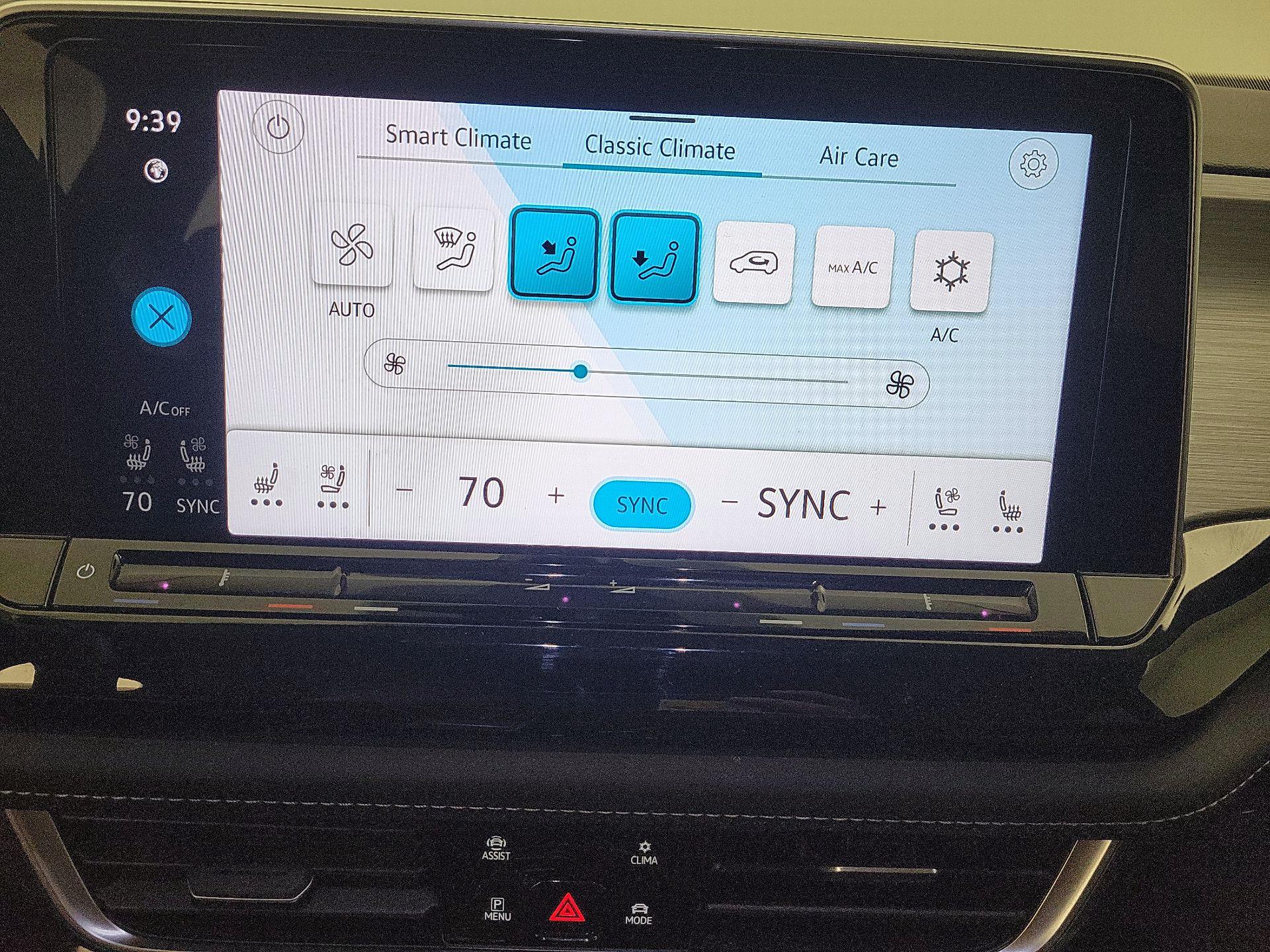 Thumbnail: 2025 Volkswagen Atlas - 16