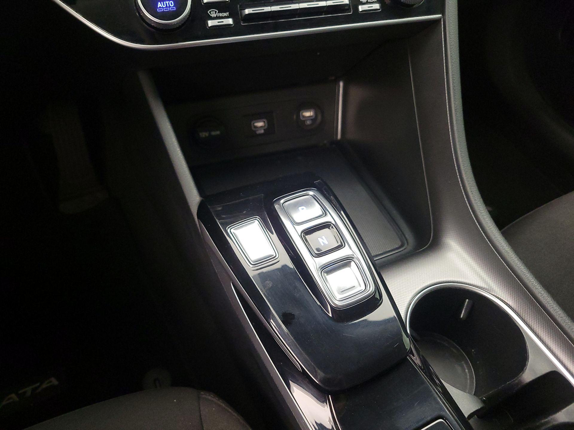 Thumbnail: 2022 Hyundai Sonata - 17