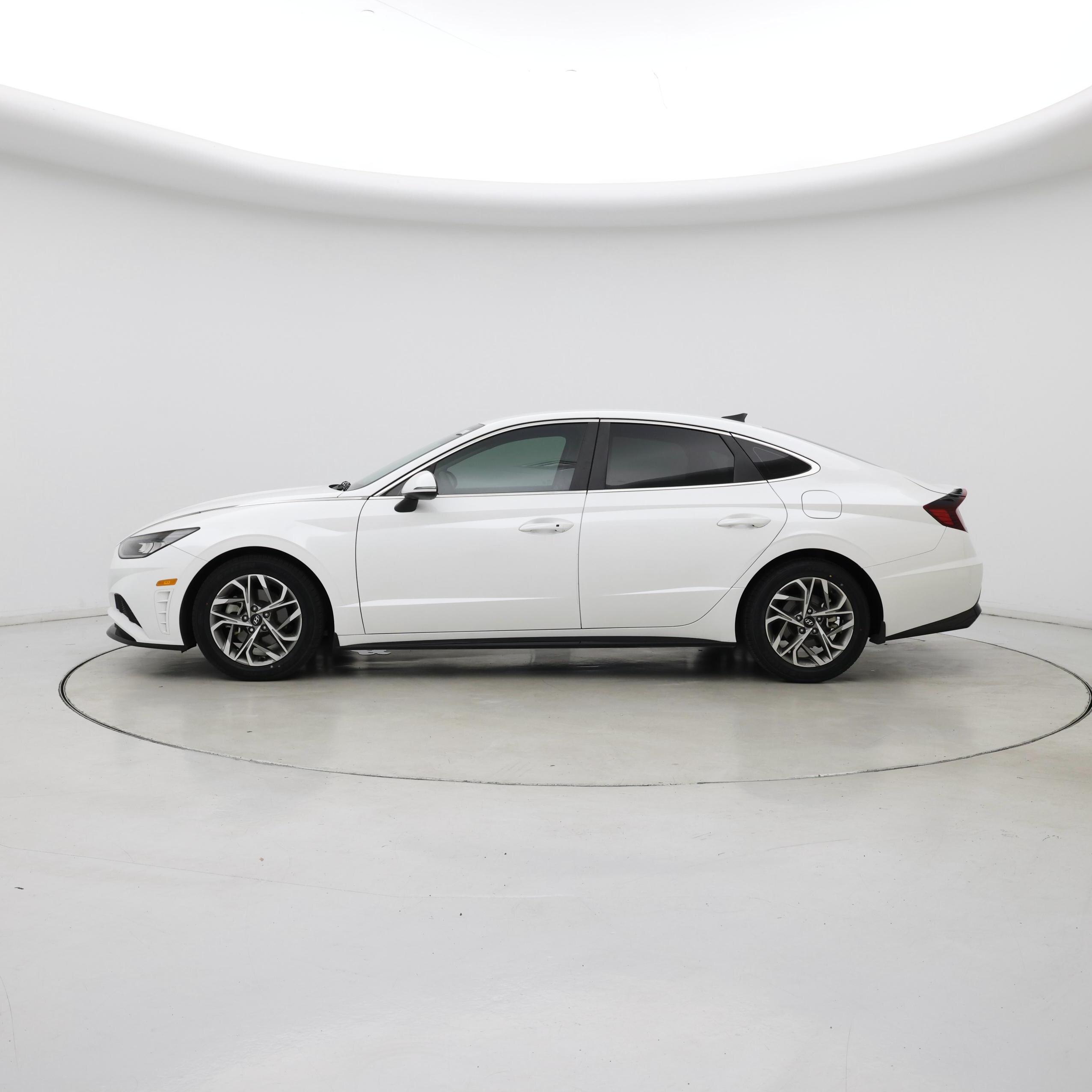 Thumbnail: 2022 Hyundai Sonata - 3