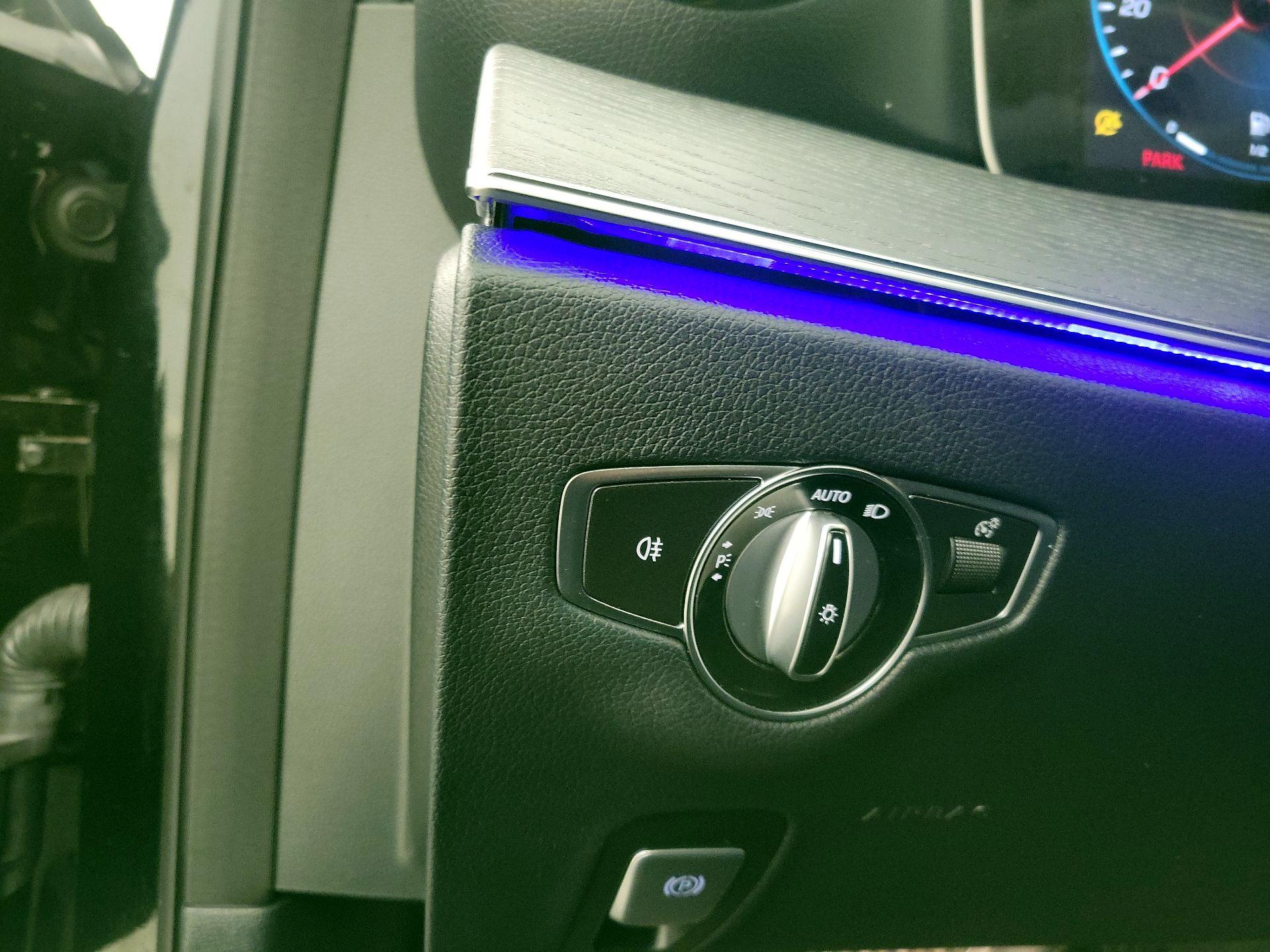 Thumbnail: 2021 Mercedes-Benz E-Class - 13