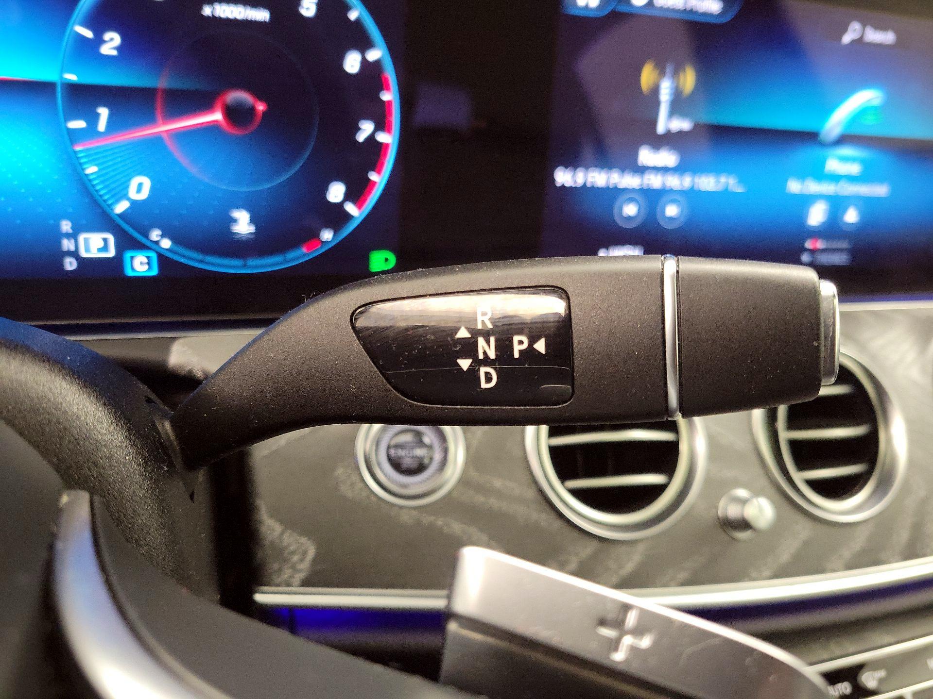 Thumbnail: 2021 Mercedes-Benz E-Class - 17