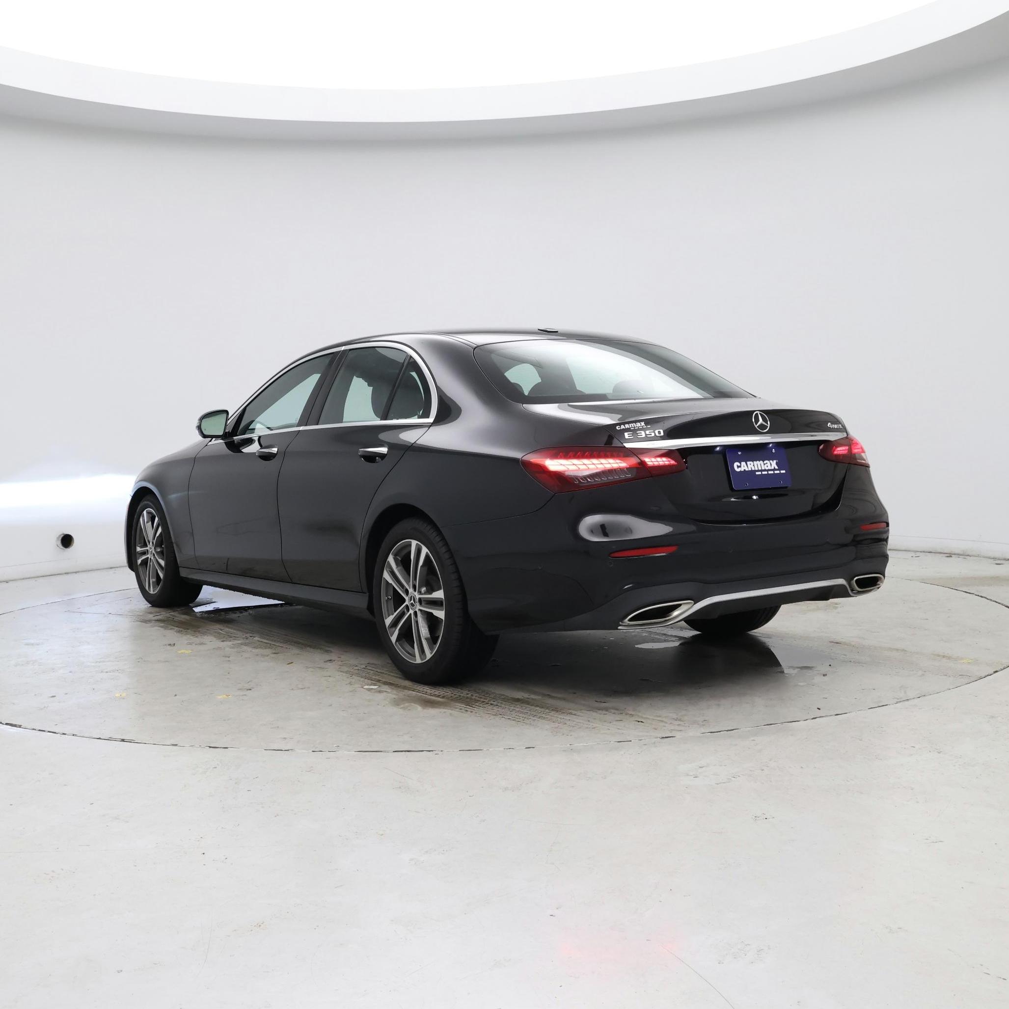 Thumbnail: 2021 Mercedes-Benz E-Class - 2