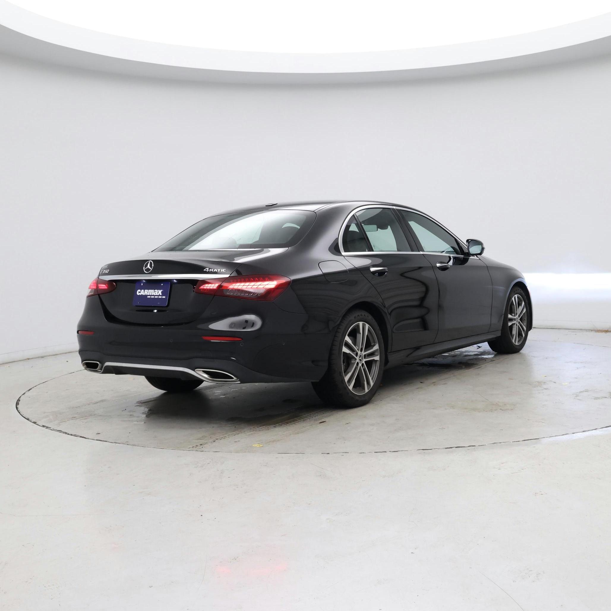 Thumbnail: 2021 Mercedes-Benz E-Class - 8