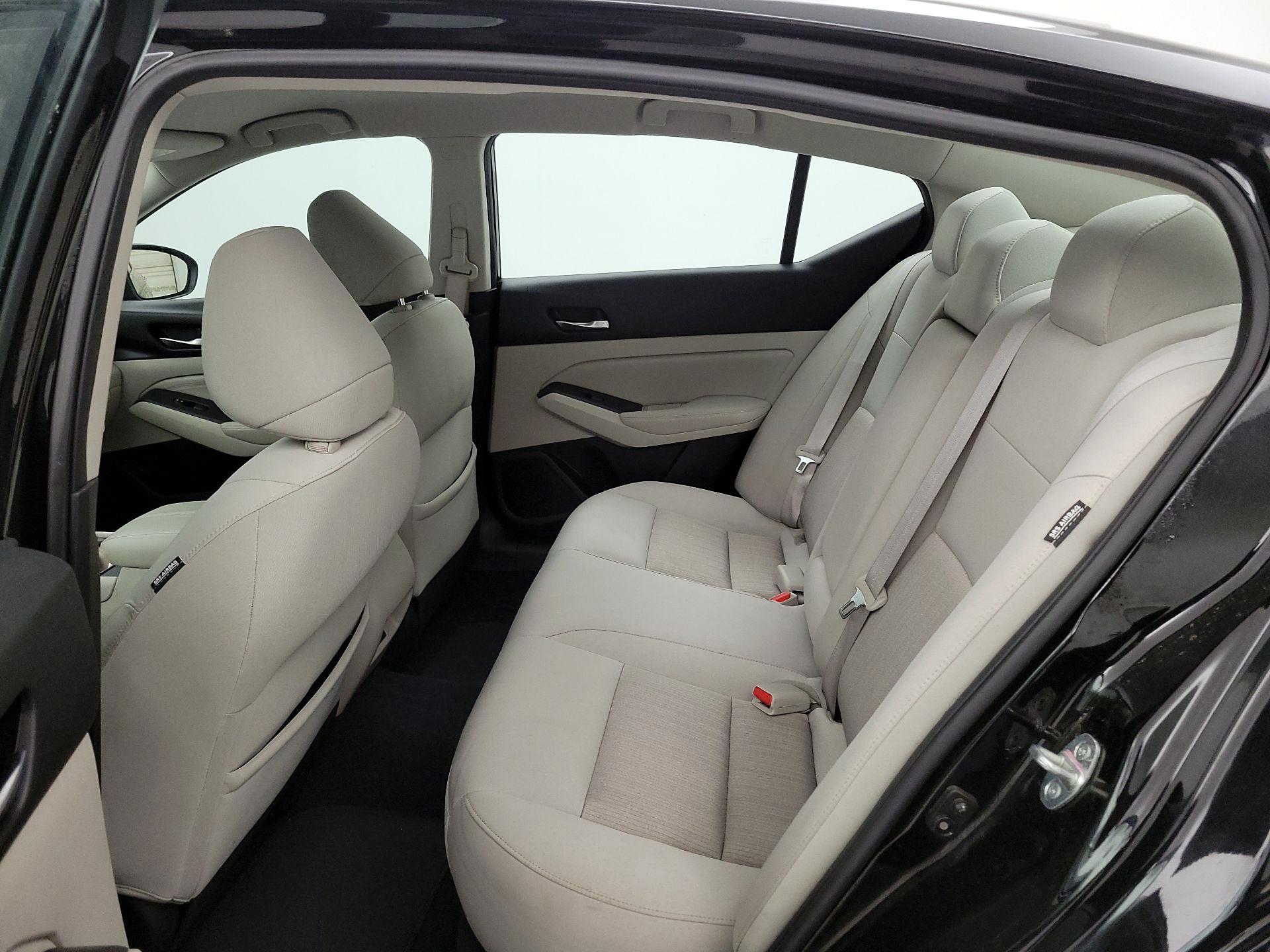 Thumbnail: 2020 Nissan Altima - 19