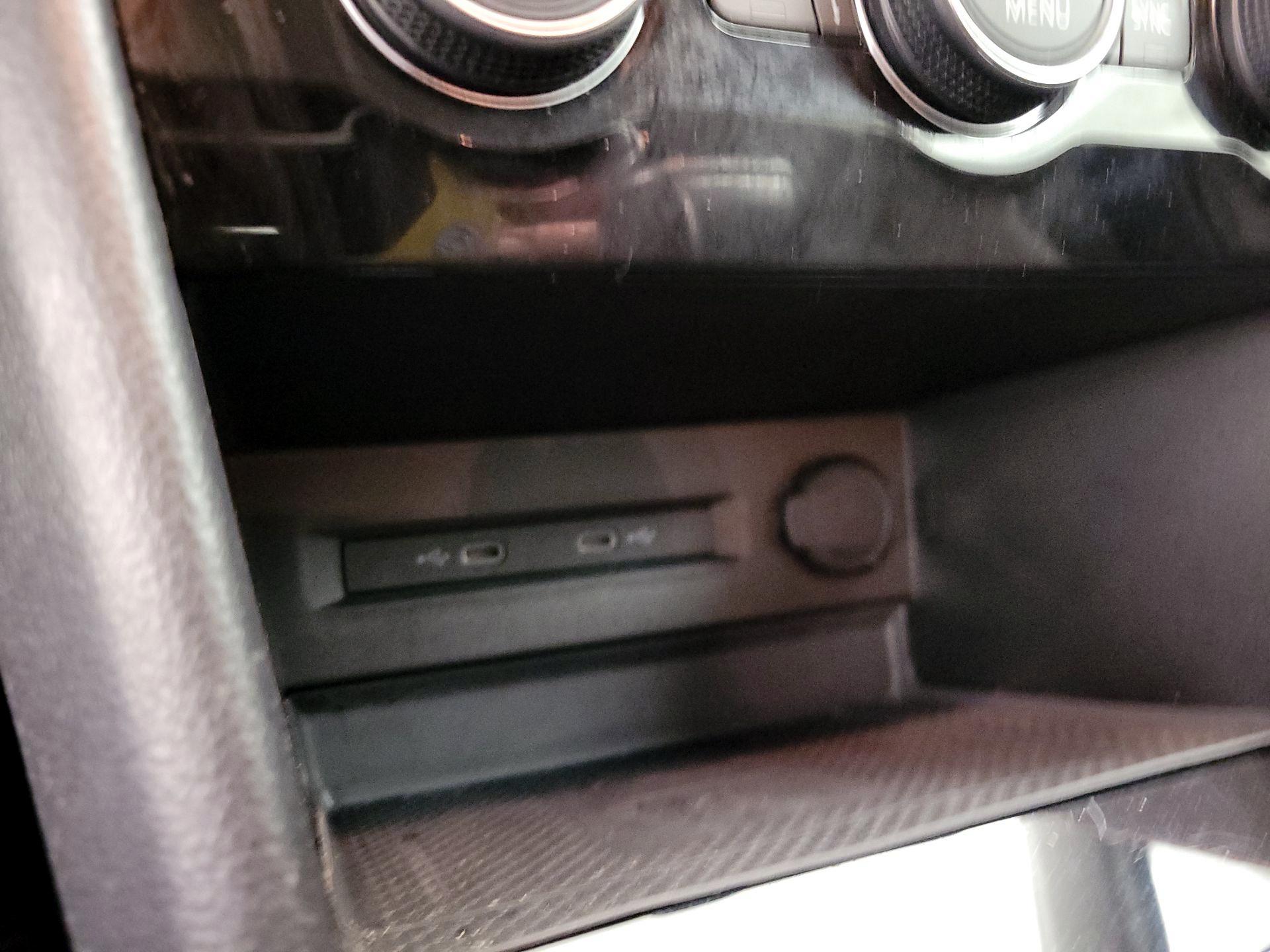 Thumbnail: 2022 Volkswagen Taos - 18