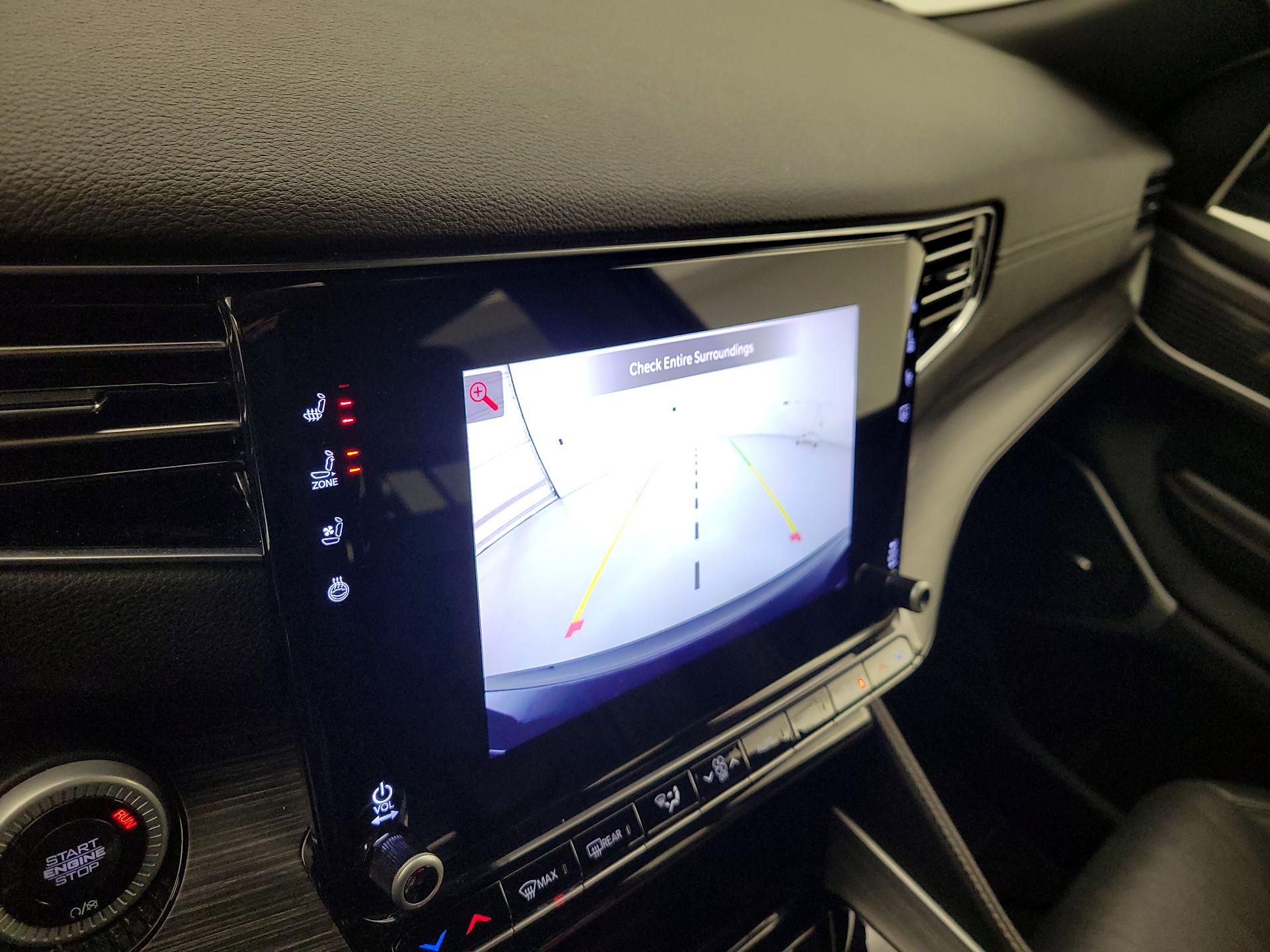 Thumbnail: 2024 Jeep Wagoneer - 14