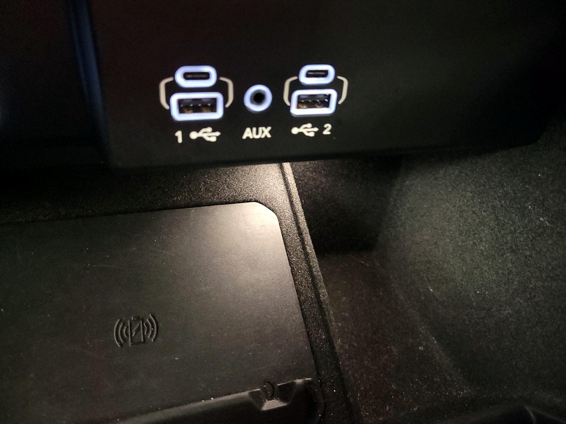 Thumbnail: 2024 Jeep Wagoneer - 18