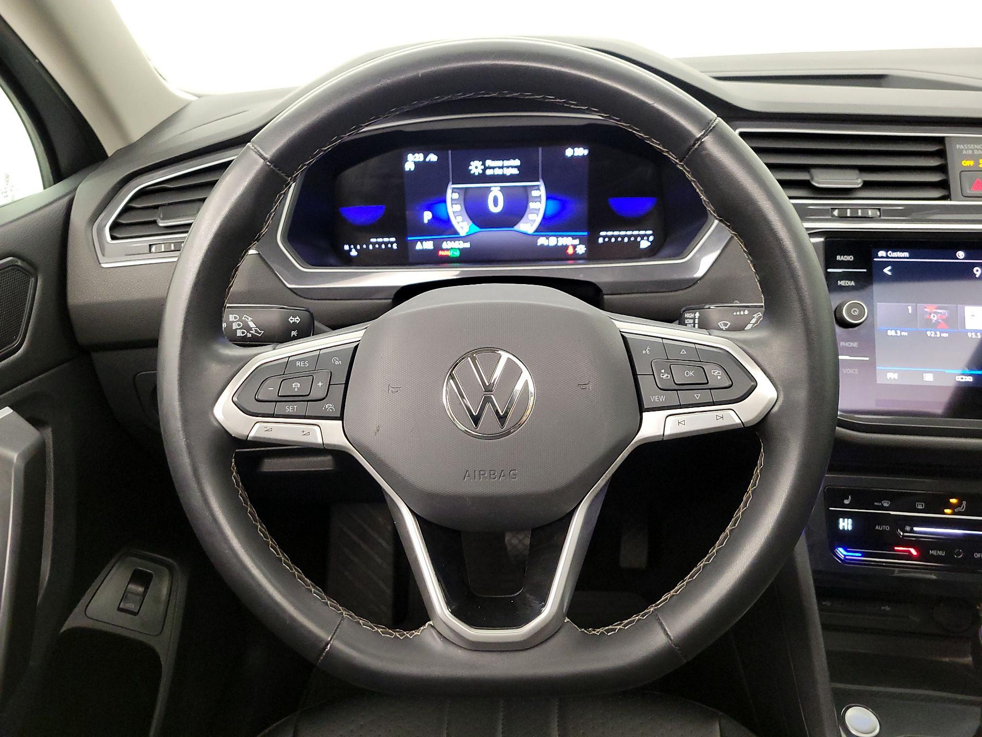 Thumbnail: 2024 Volkswagen Tiguan - 10