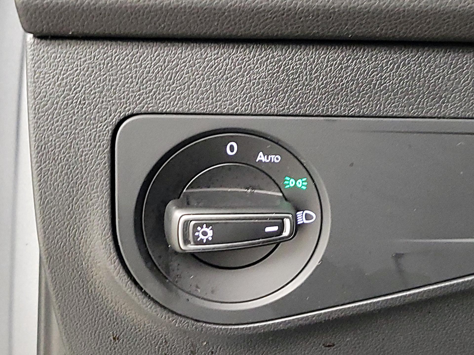 Thumbnail: 2024 Volkswagen Tiguan - 13