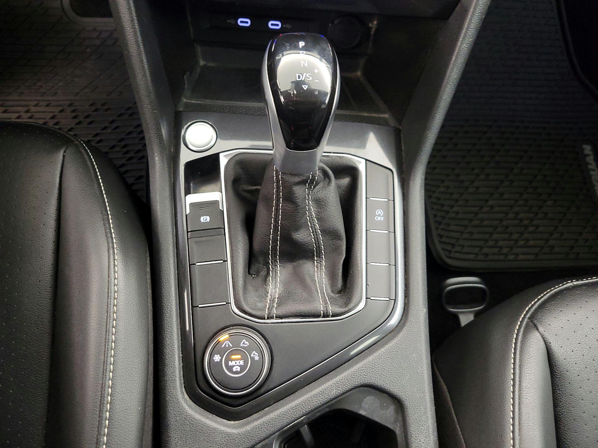 Thumbnail: 2024 Volkswagen Tiguan - 17