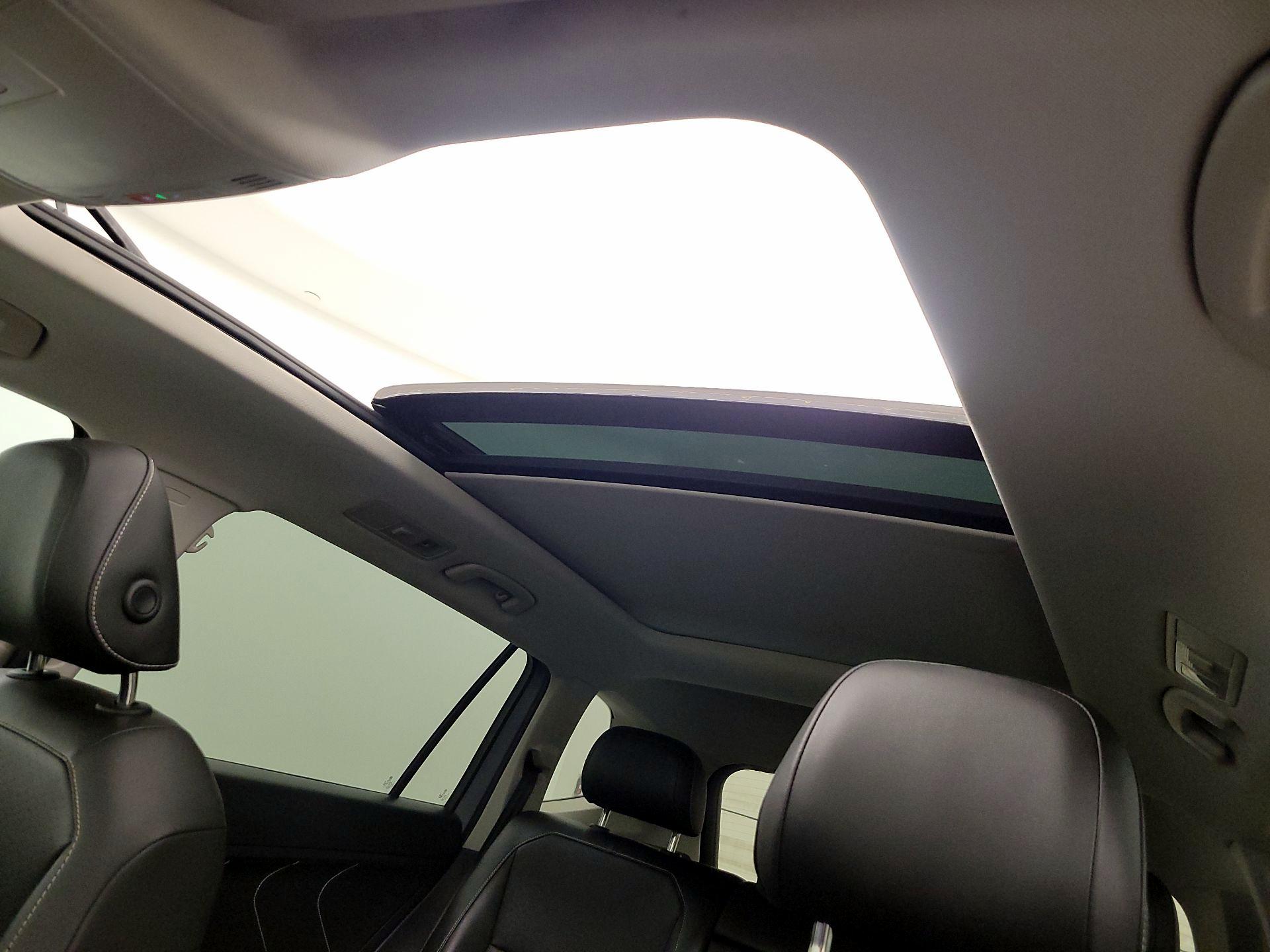 Thumbnail: 2024 Volkswagen Tiguan - 19