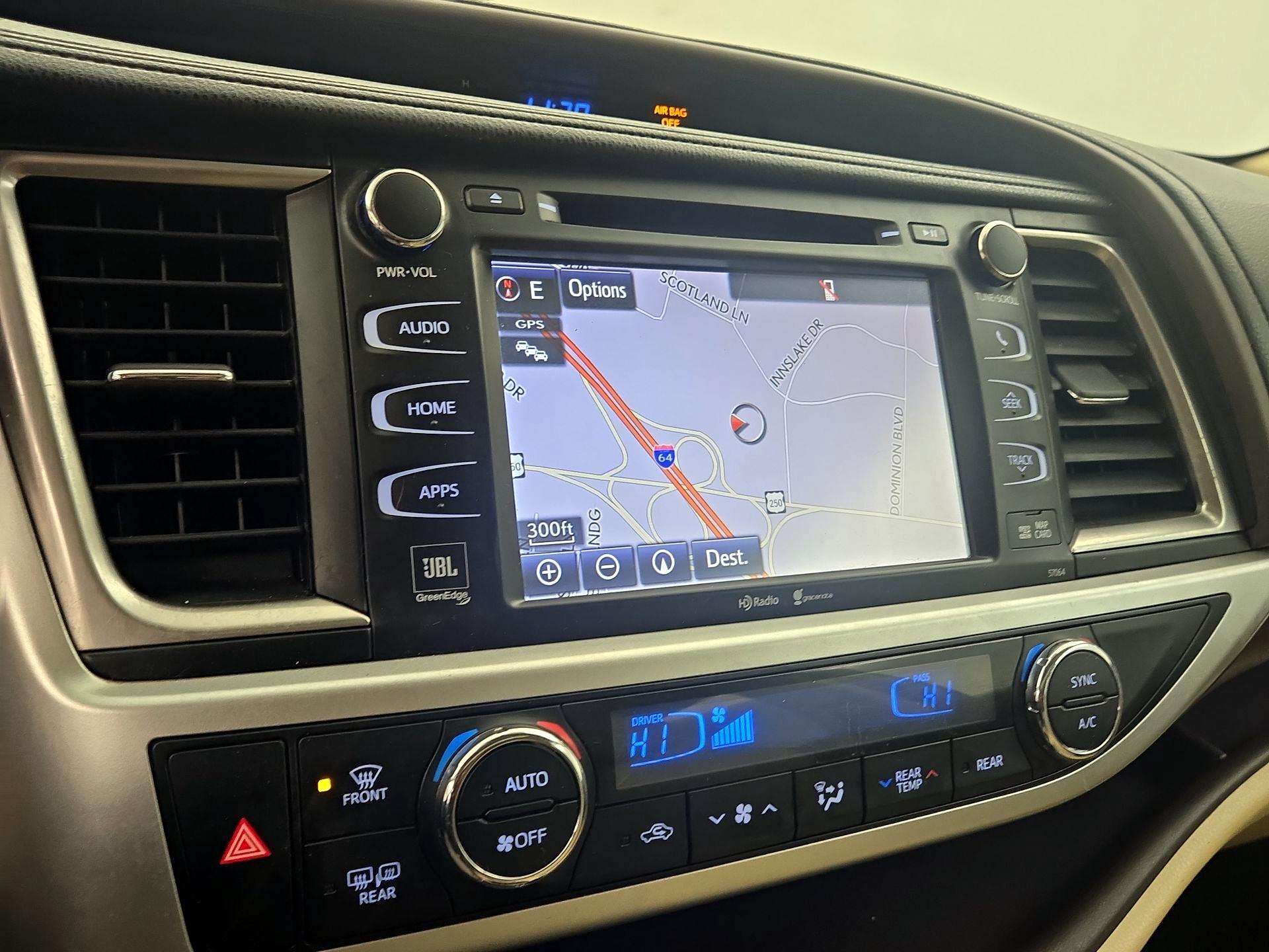 Thumbnail: 2014 Toyota Highlander - 14