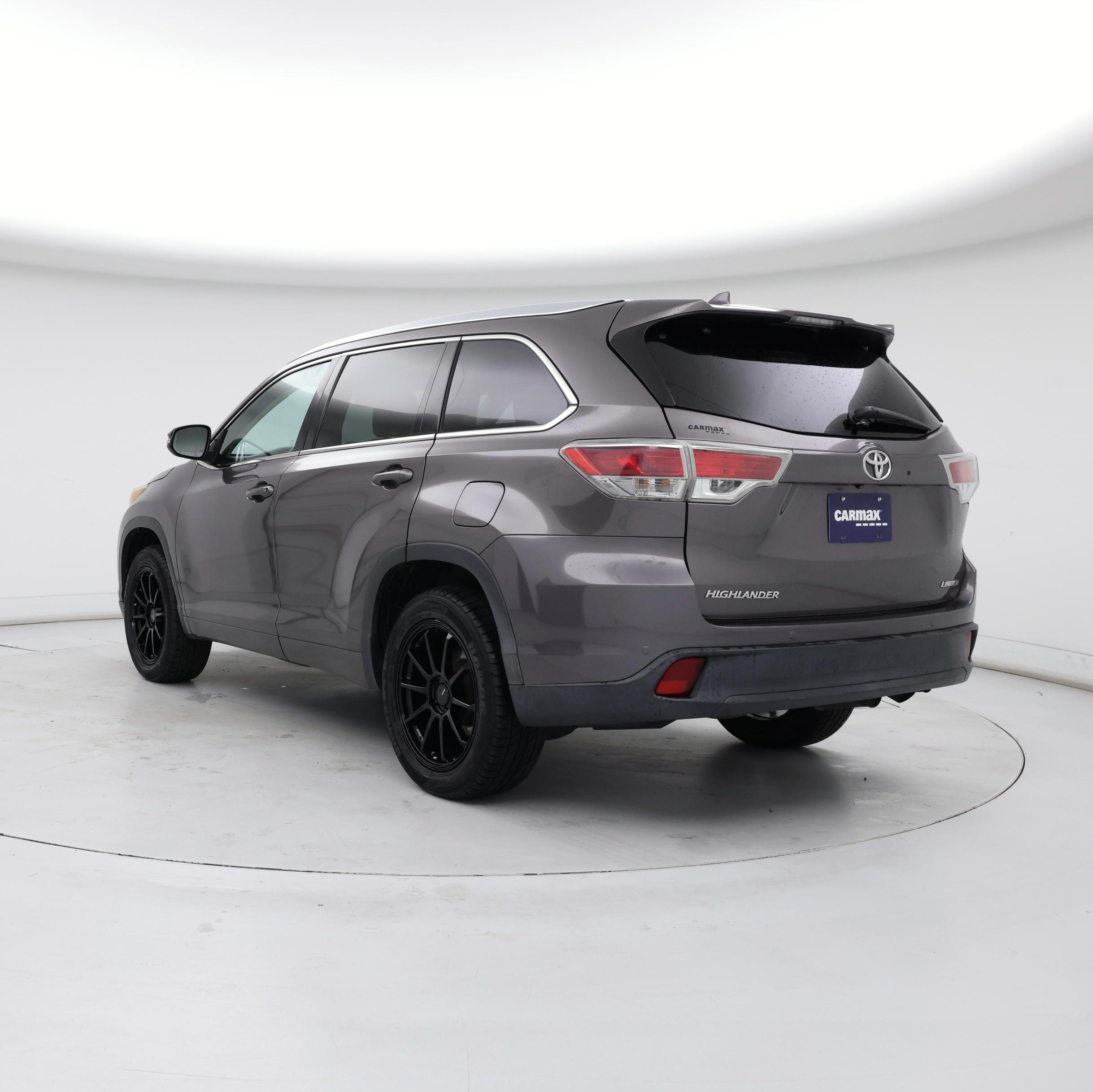 Thumbnail: 2014 Toyota Highlander - 2