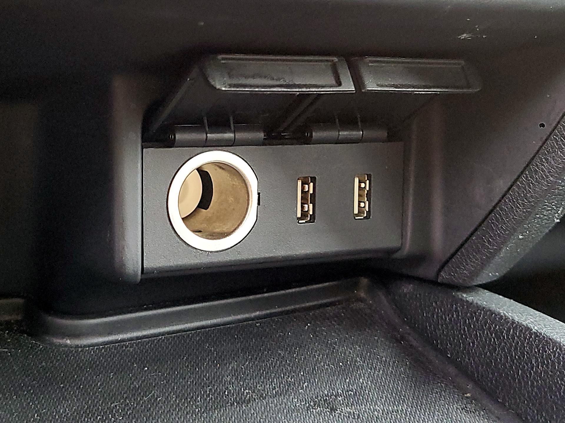 Thumbnail: 2016 Honda Pilot - 19