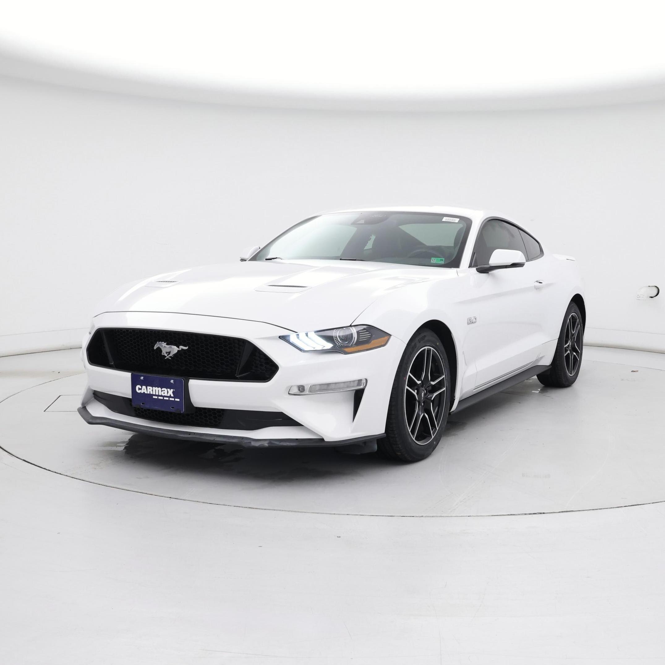 Thumbnail: 2022 Ford Mustang - 4