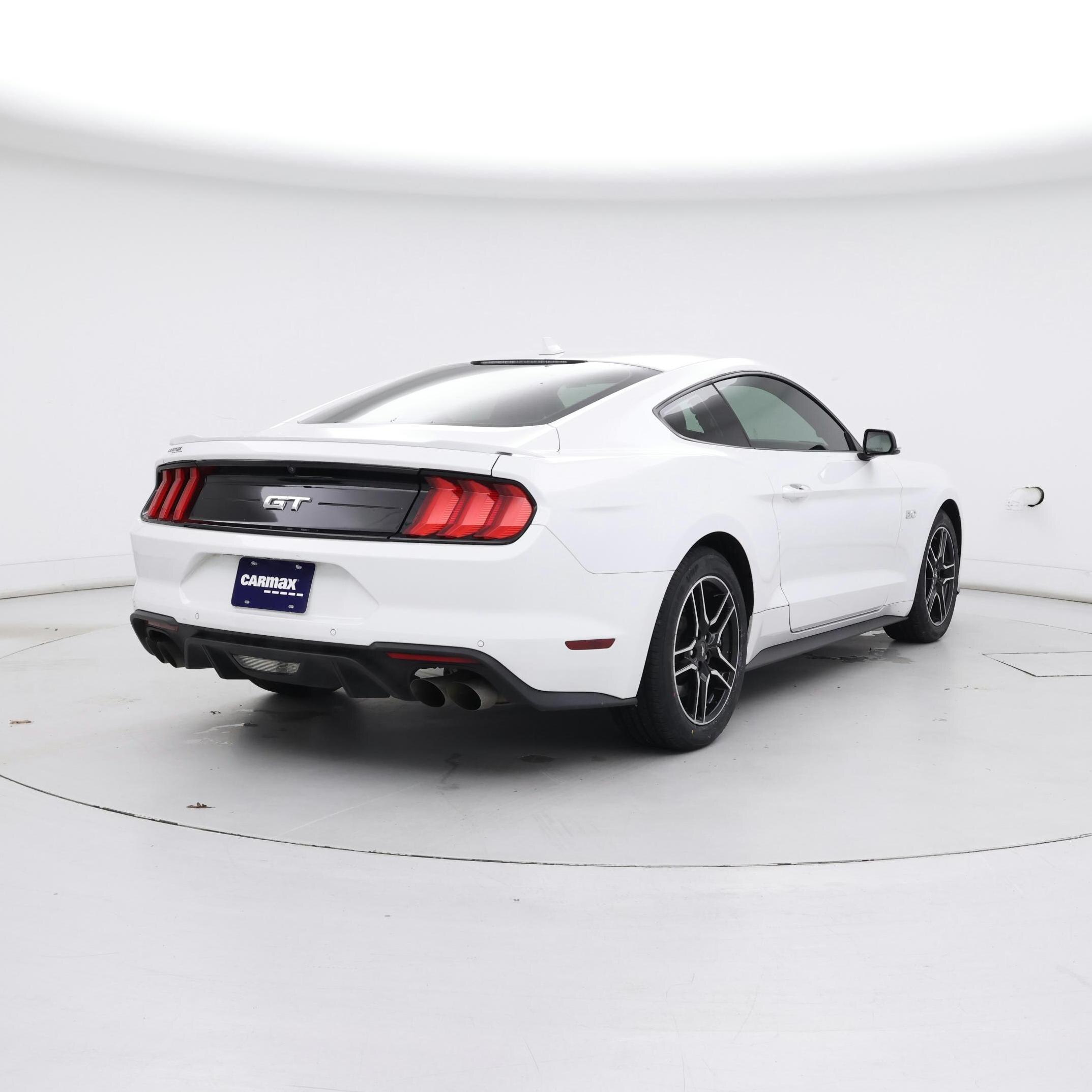 Thumbnail: 2022 Ford Mustang - 8