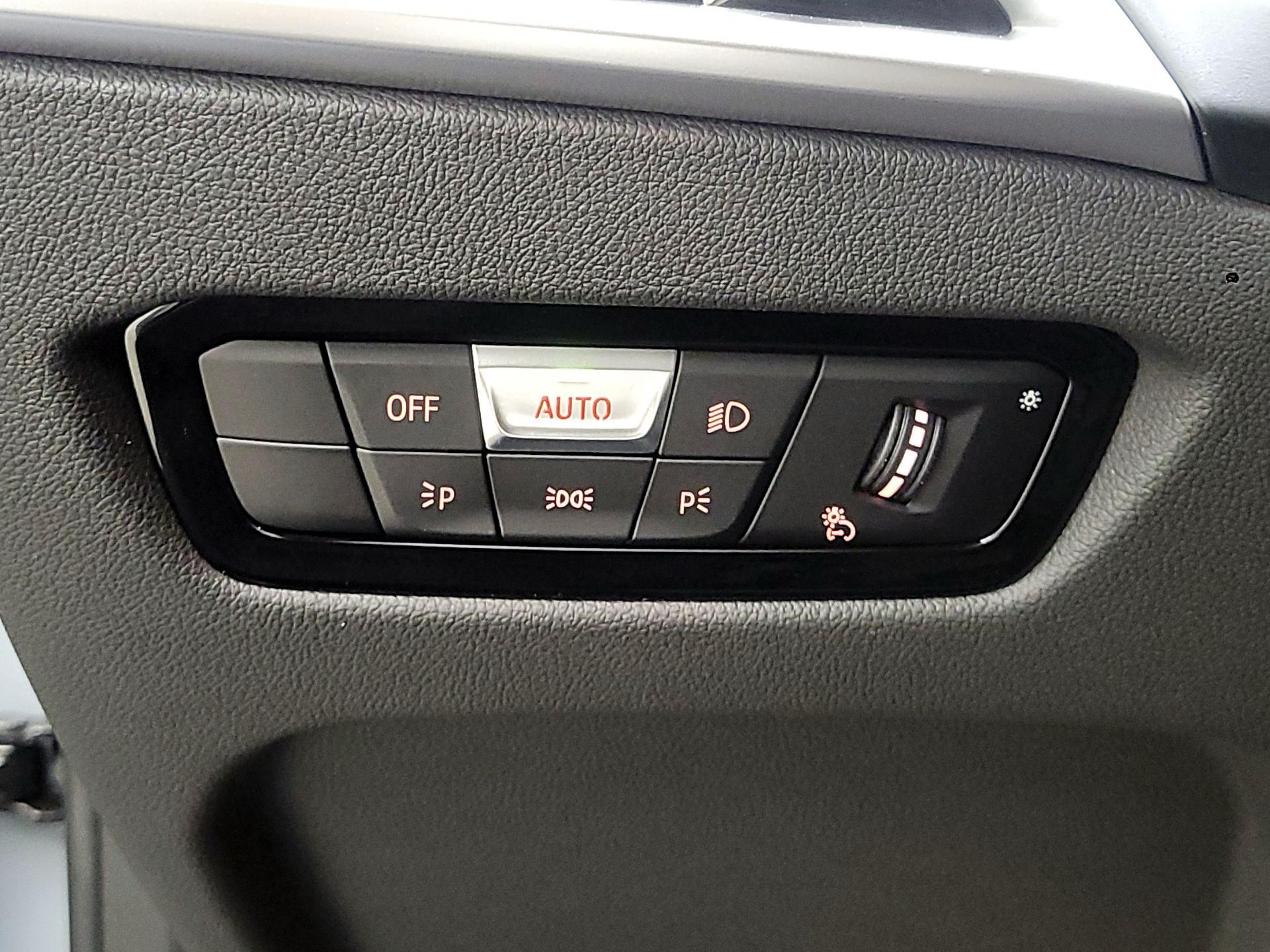 Thumbnail: 2025 BMW 2 Series - 13