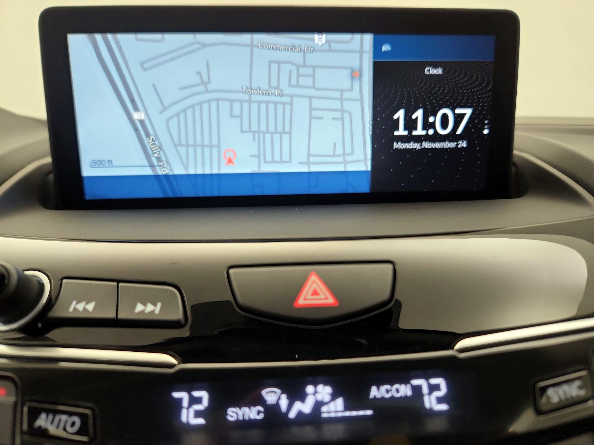 Thumbnail: 2025 Acura RDX - 14