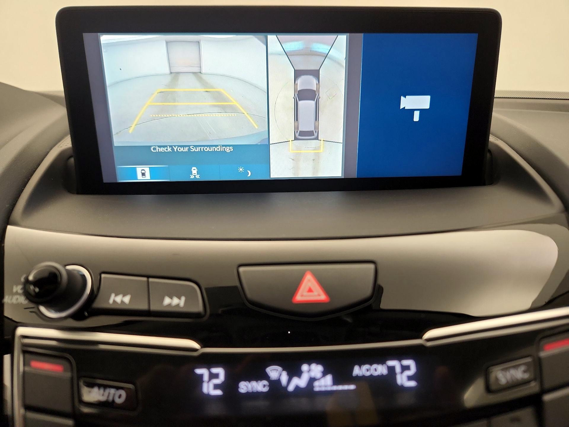 Thumbnail: 2025 Acura RDX - 15