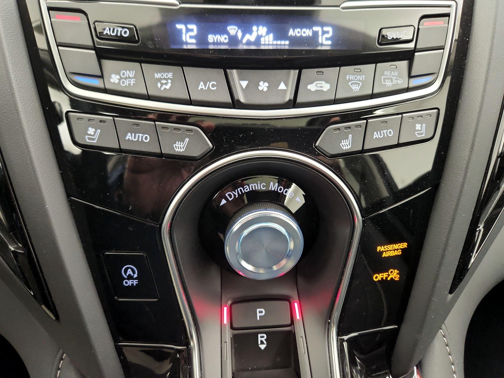 Thumbnail: 2025 Acura RDX - 17