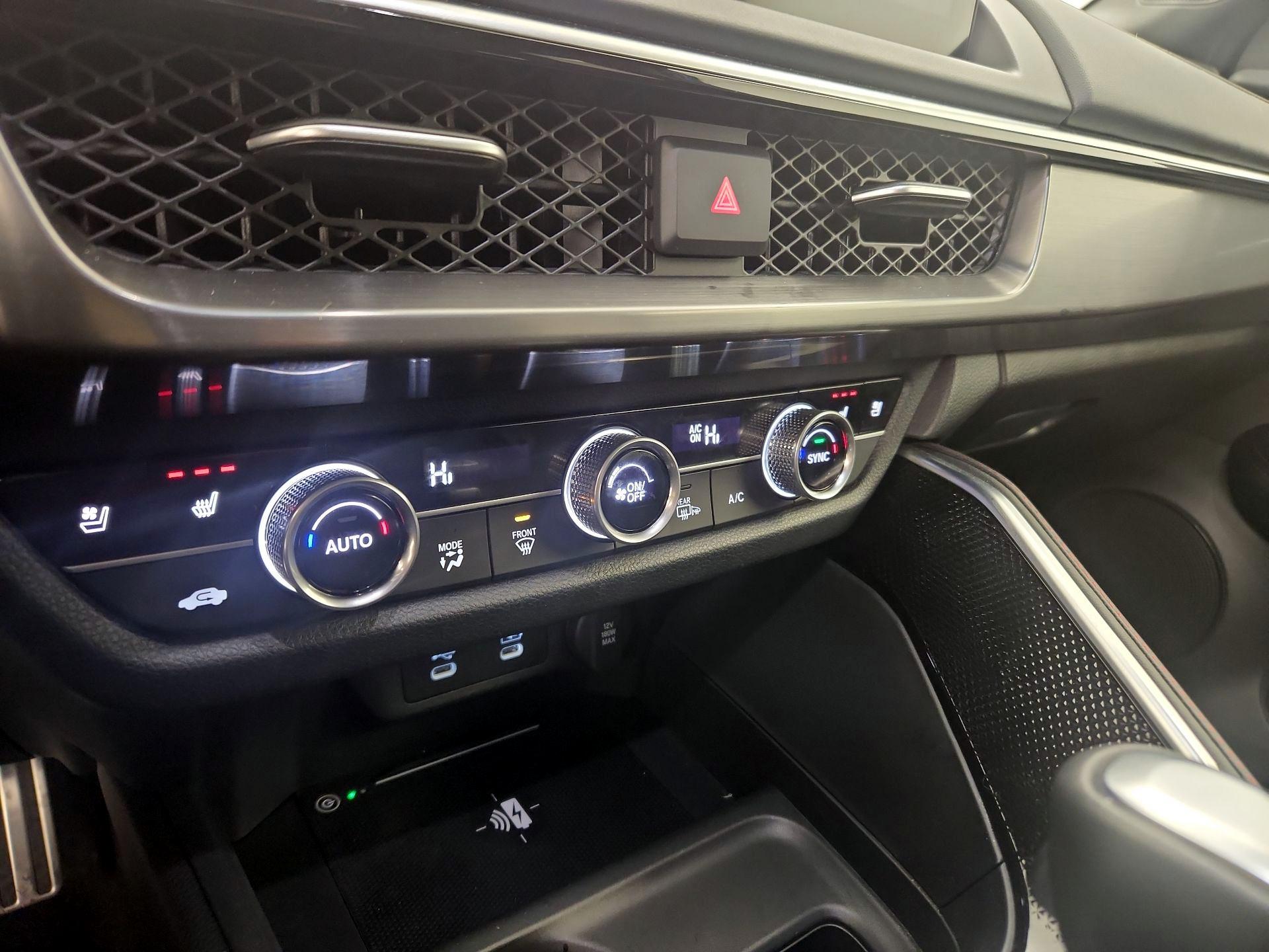 Thumbnail: 2025 Acura ADX - 16