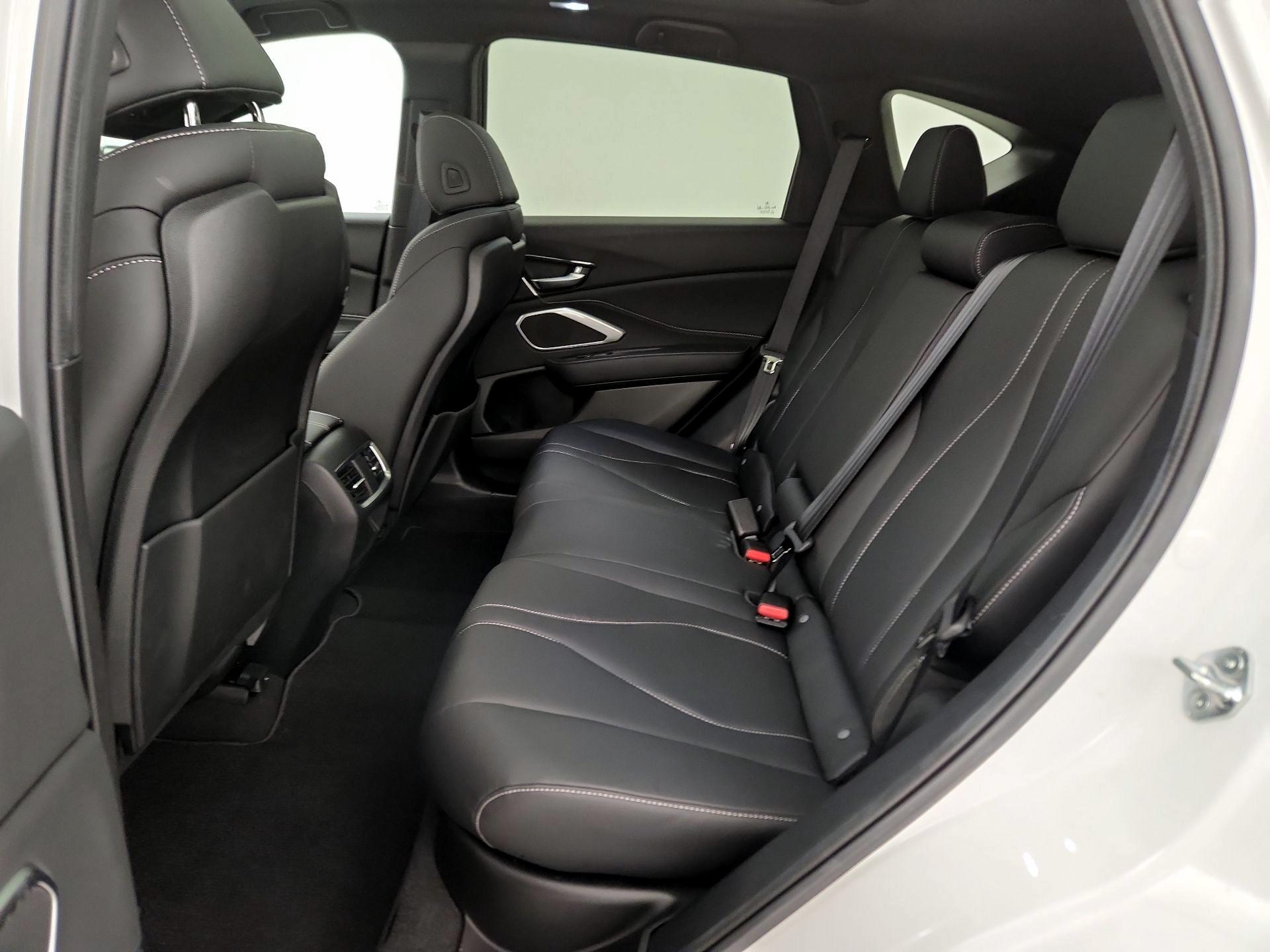 Thumbnail: 2025 Acura RDX - 19