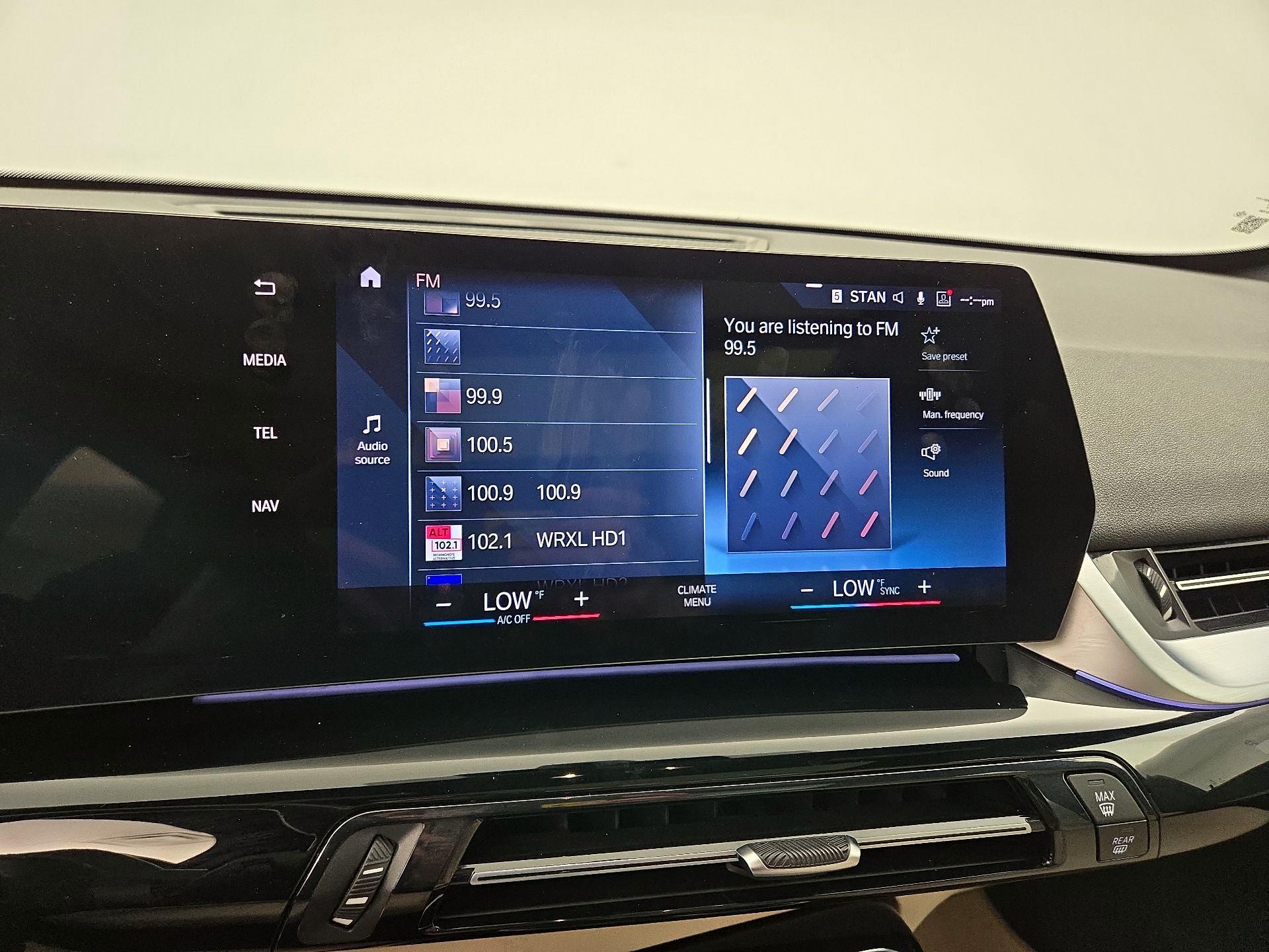 Thumbnail: 2023 BMW X1 - 16