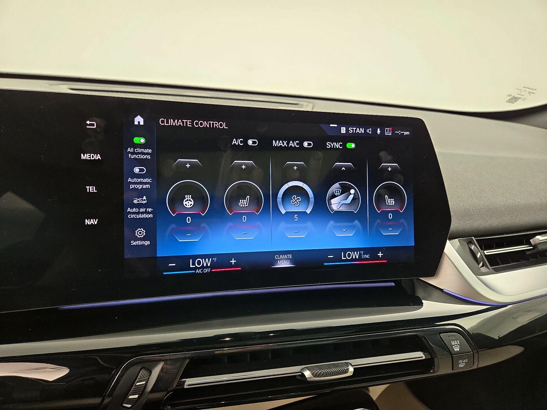 Thumbnail: 2023 BMW X1 - 17