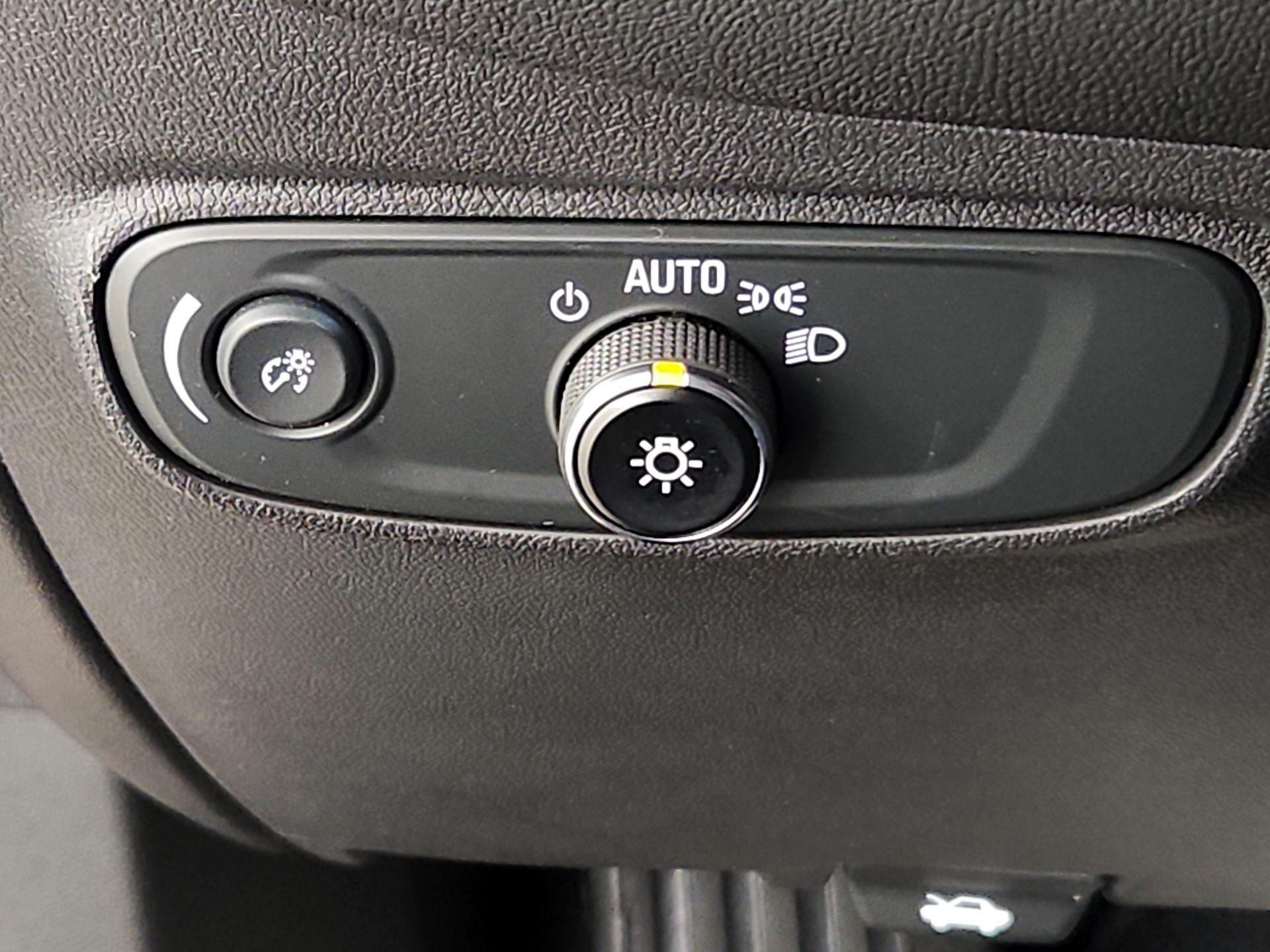 Thumbnail: 2024 Chevrolet Equinox - 13