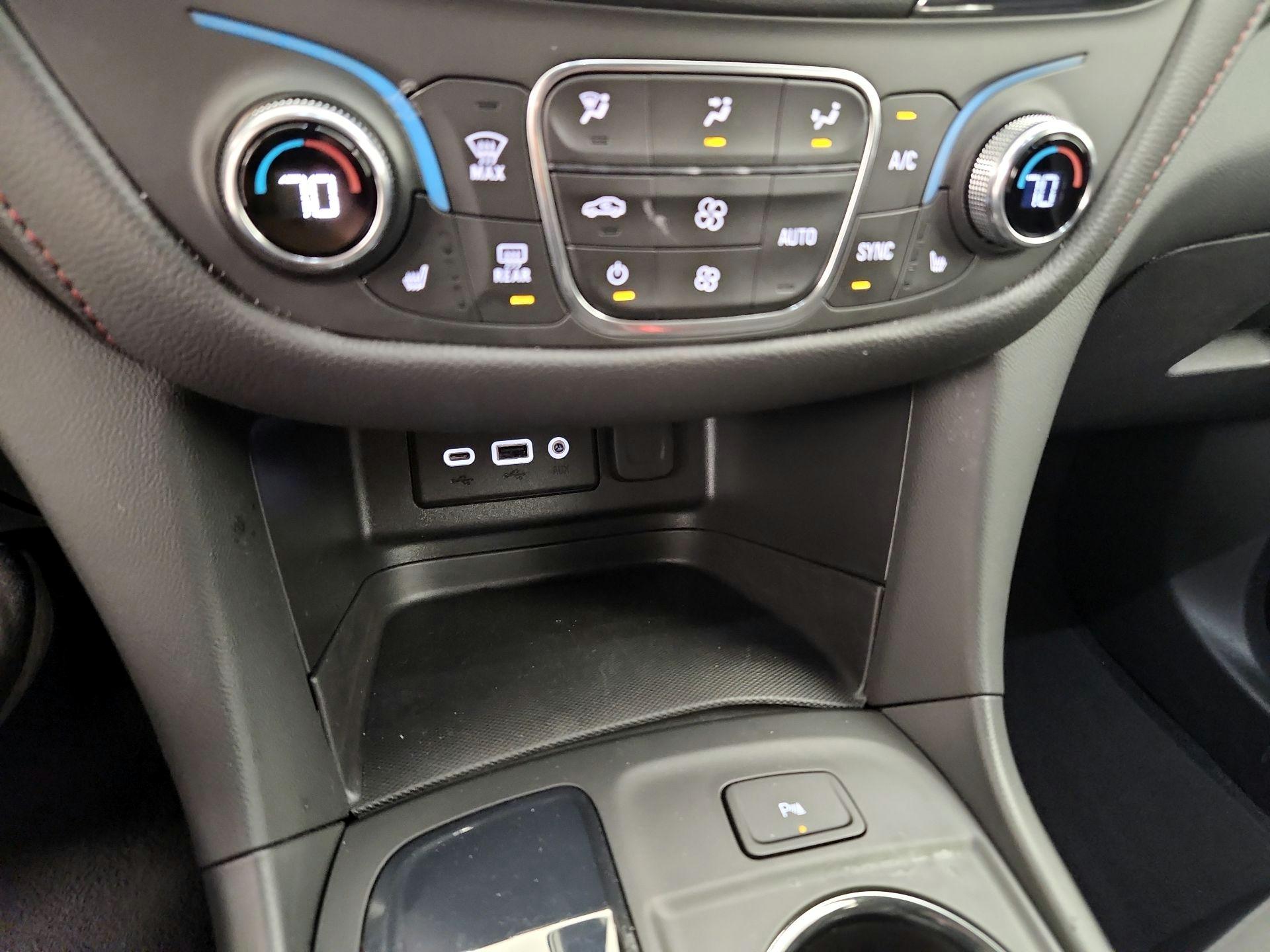 Thumbnail: 2024 Chevrolet Equinox - 16