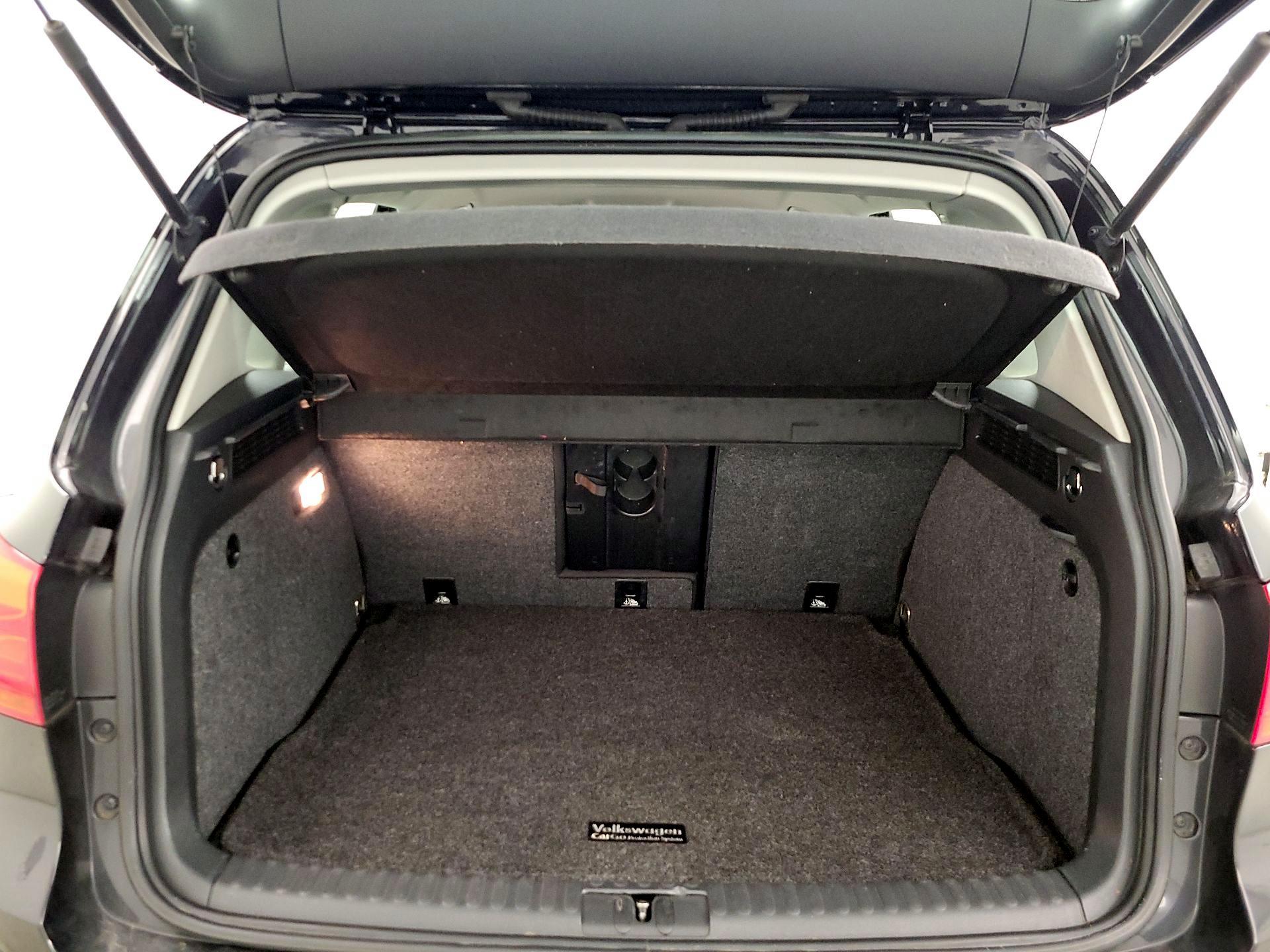 Thumbnail: 2017 Volkswagen Tiguan - 20