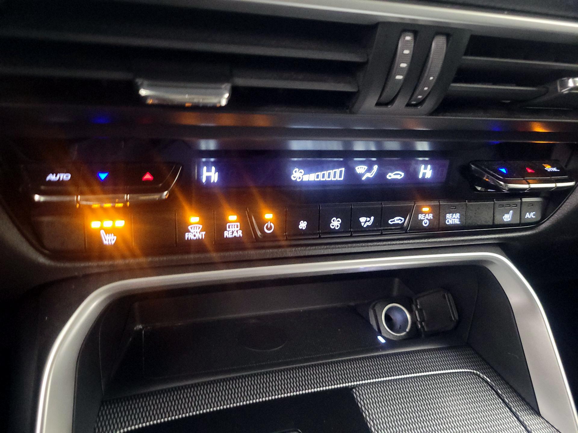 Thumbnail: 2024 Mazda CX-90 - 17