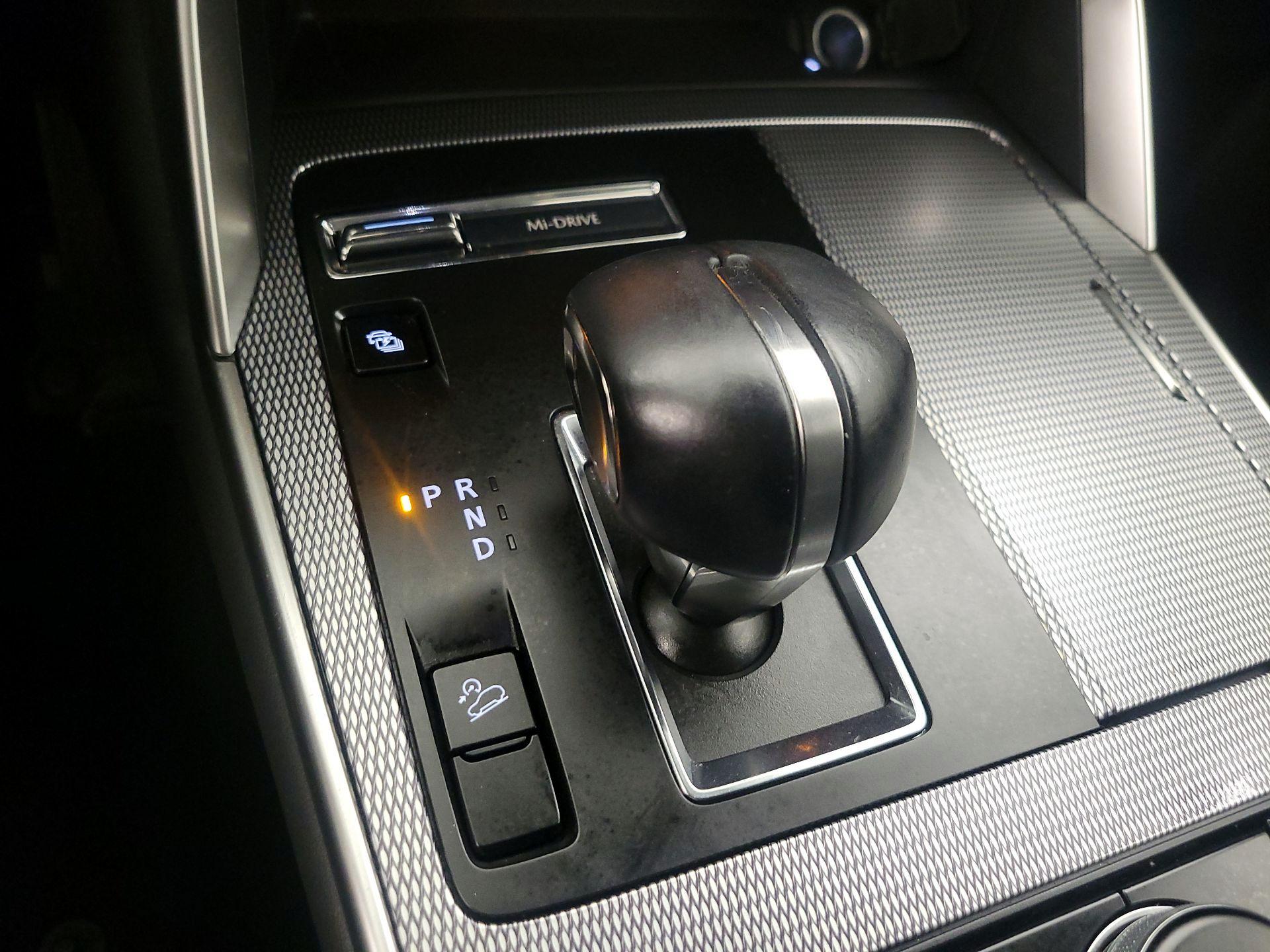 Thumbnail: 2024 Mazda CX-90 - 18