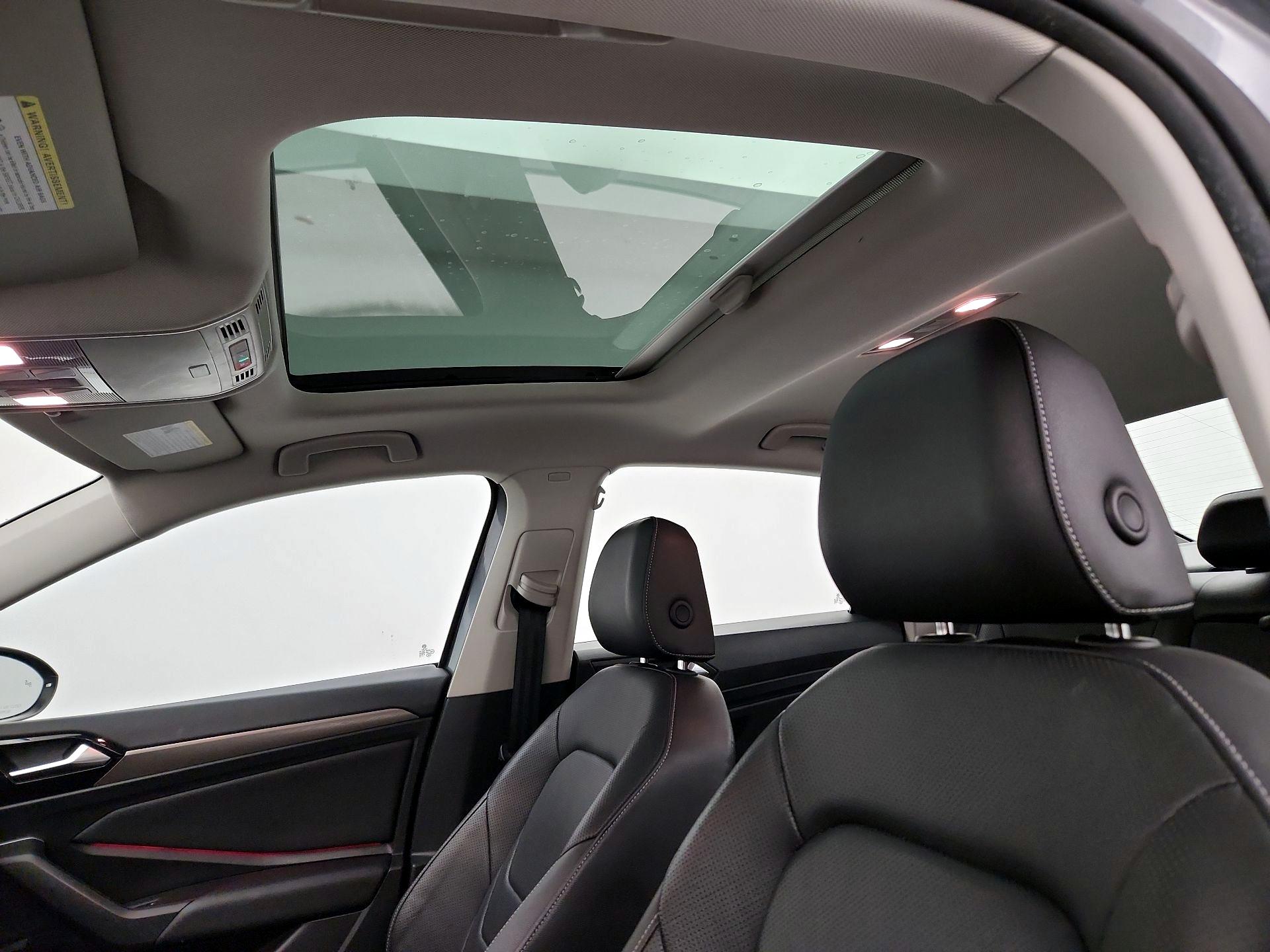 Thumbnail: 2021 Volkswagen Jetta - 19