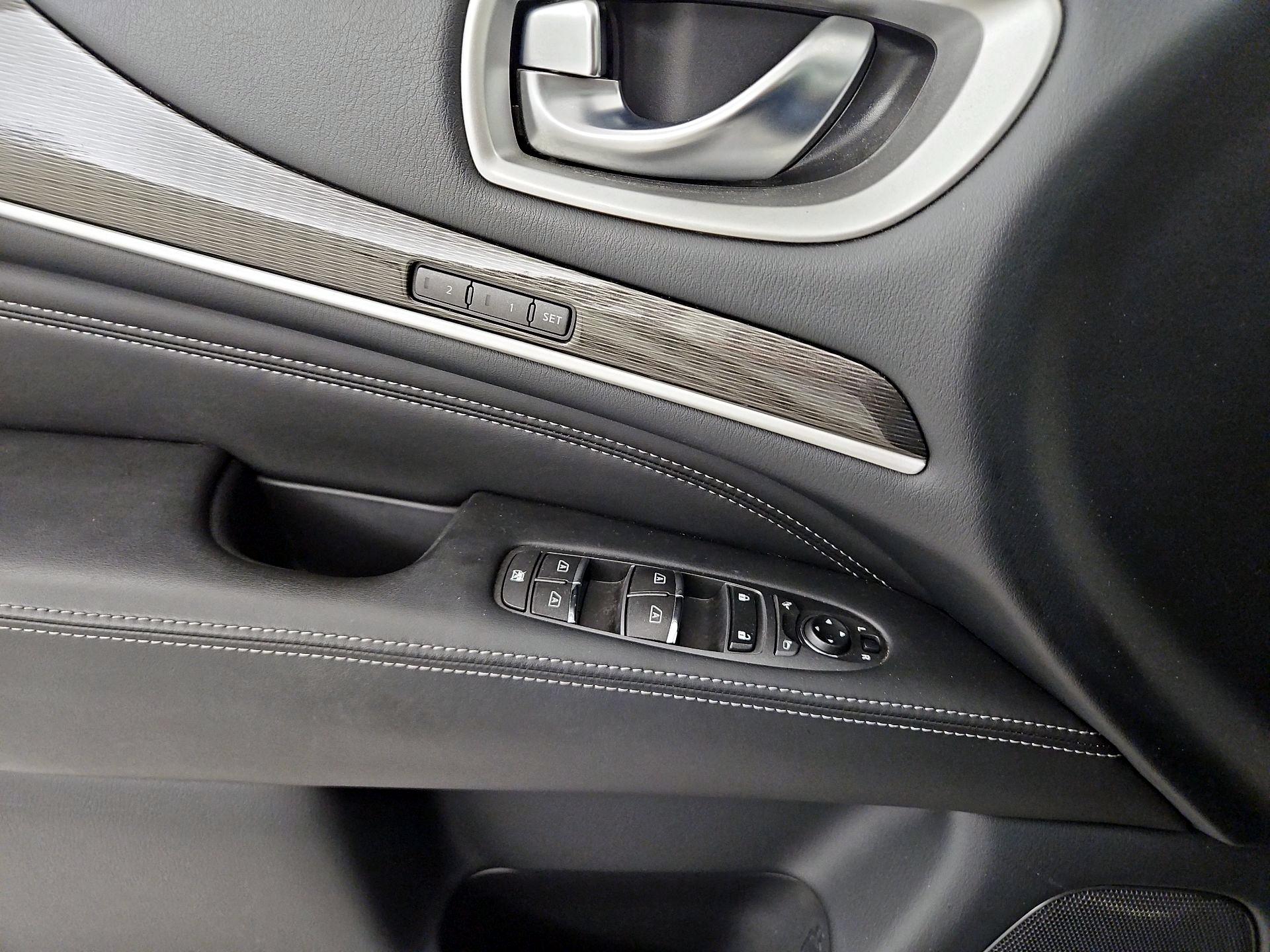 Thumbnail: 2020 INFINITI QX60 - 12