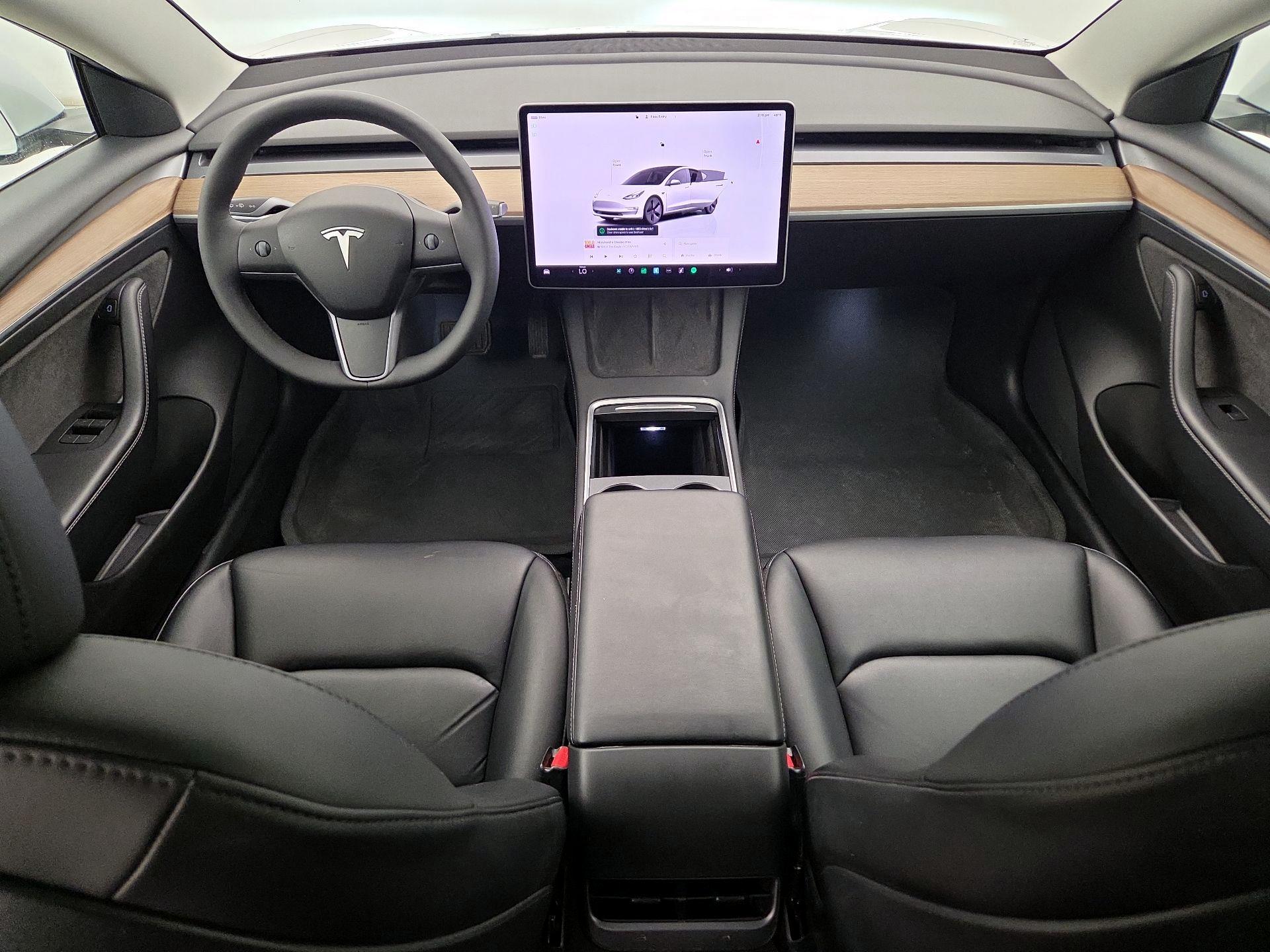 Thumbnail: 2022 Tesla Model 3 - 9