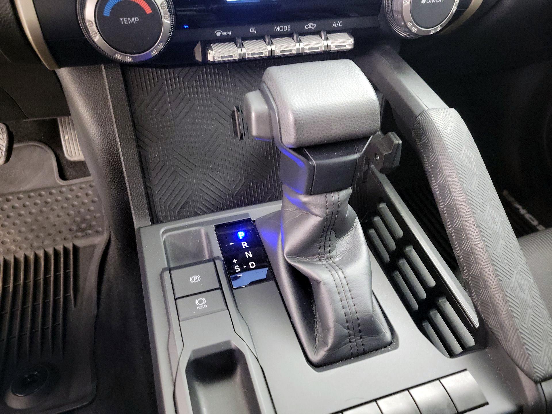 Thumbnail: 2024 Toyota Tacoma - 17